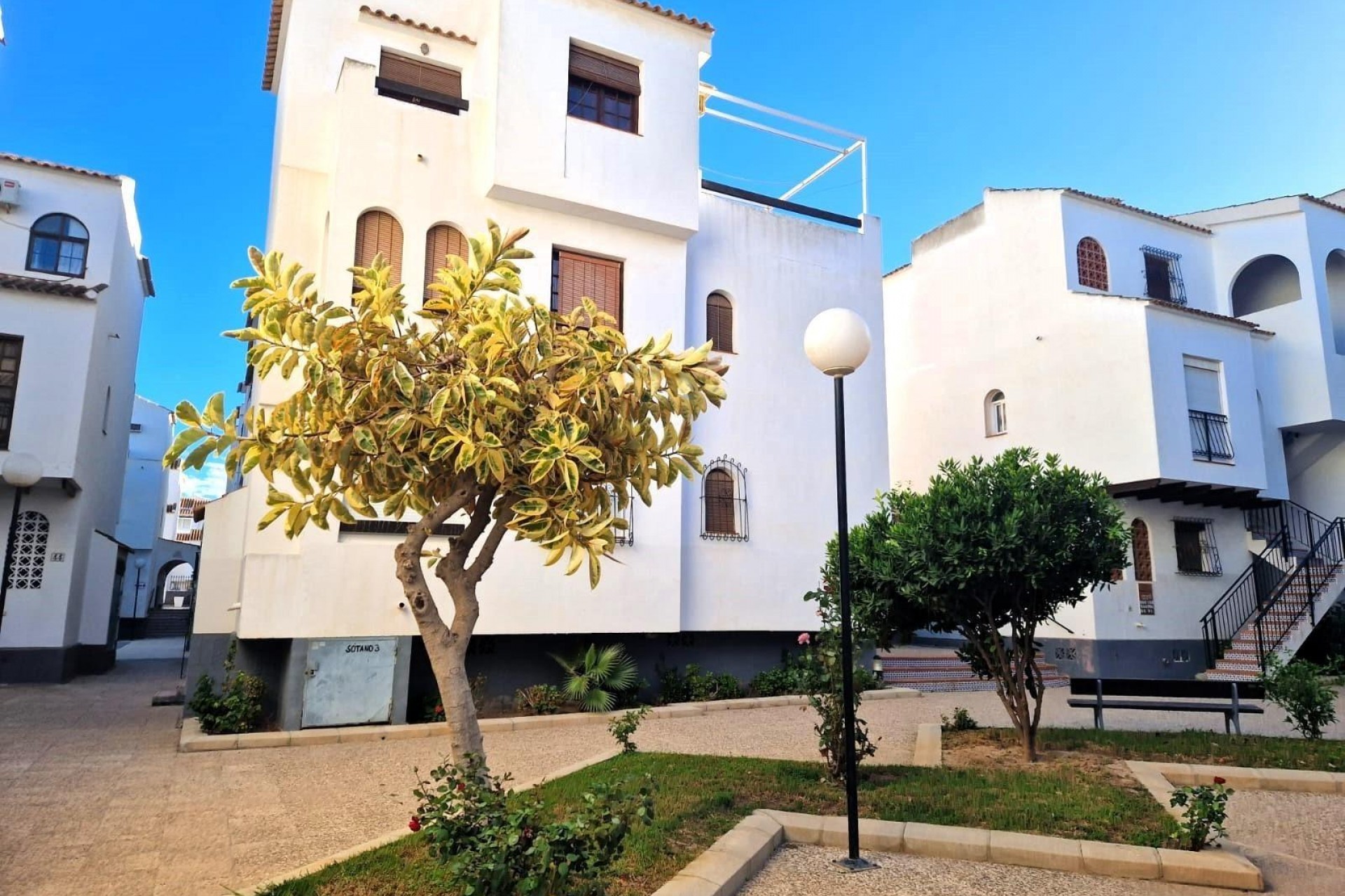 Resale - Apartment / flat -
Torrevieja - La veleta