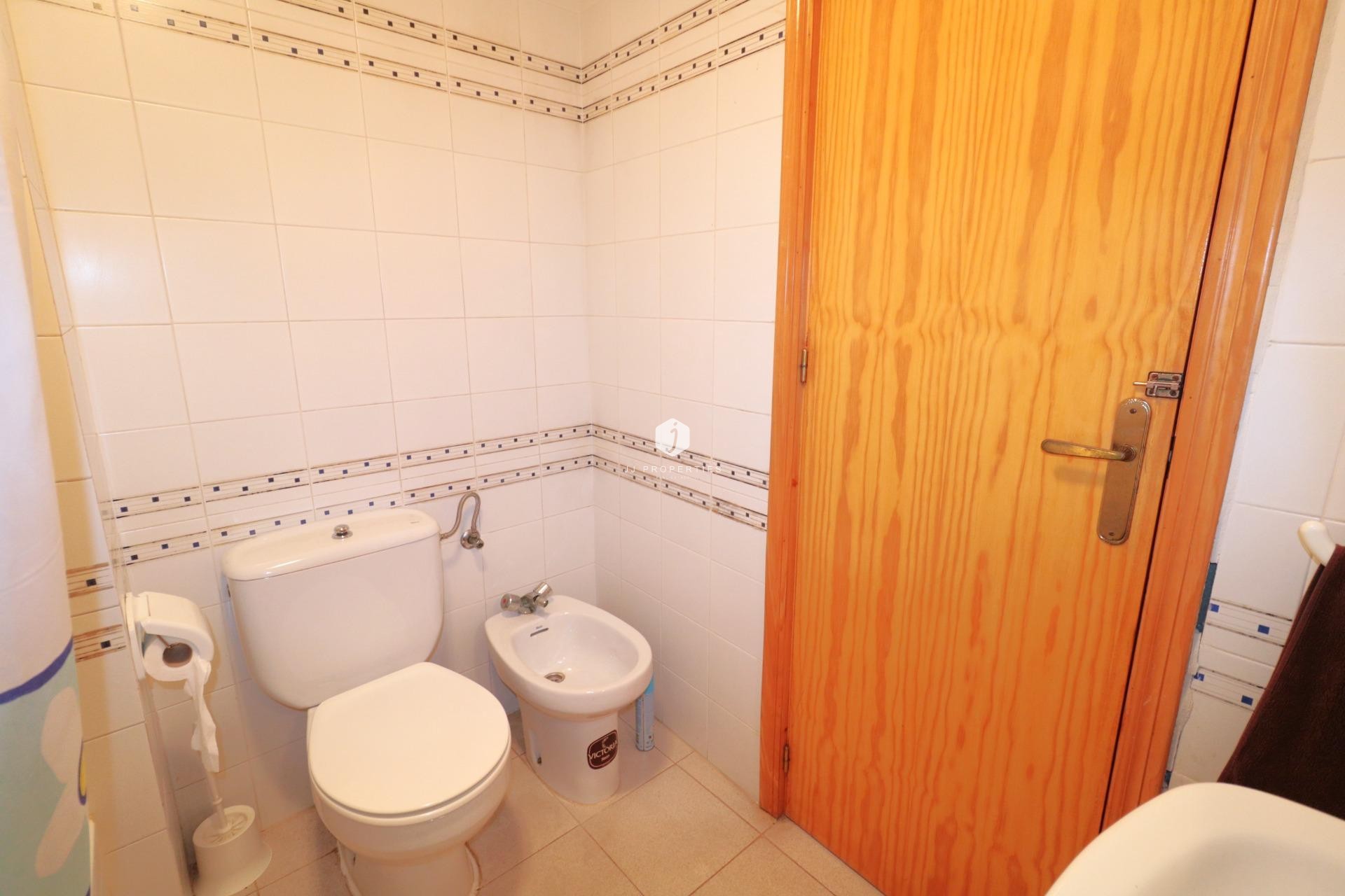 Resale - Apartment / flat -
Torrevieja - La veleta