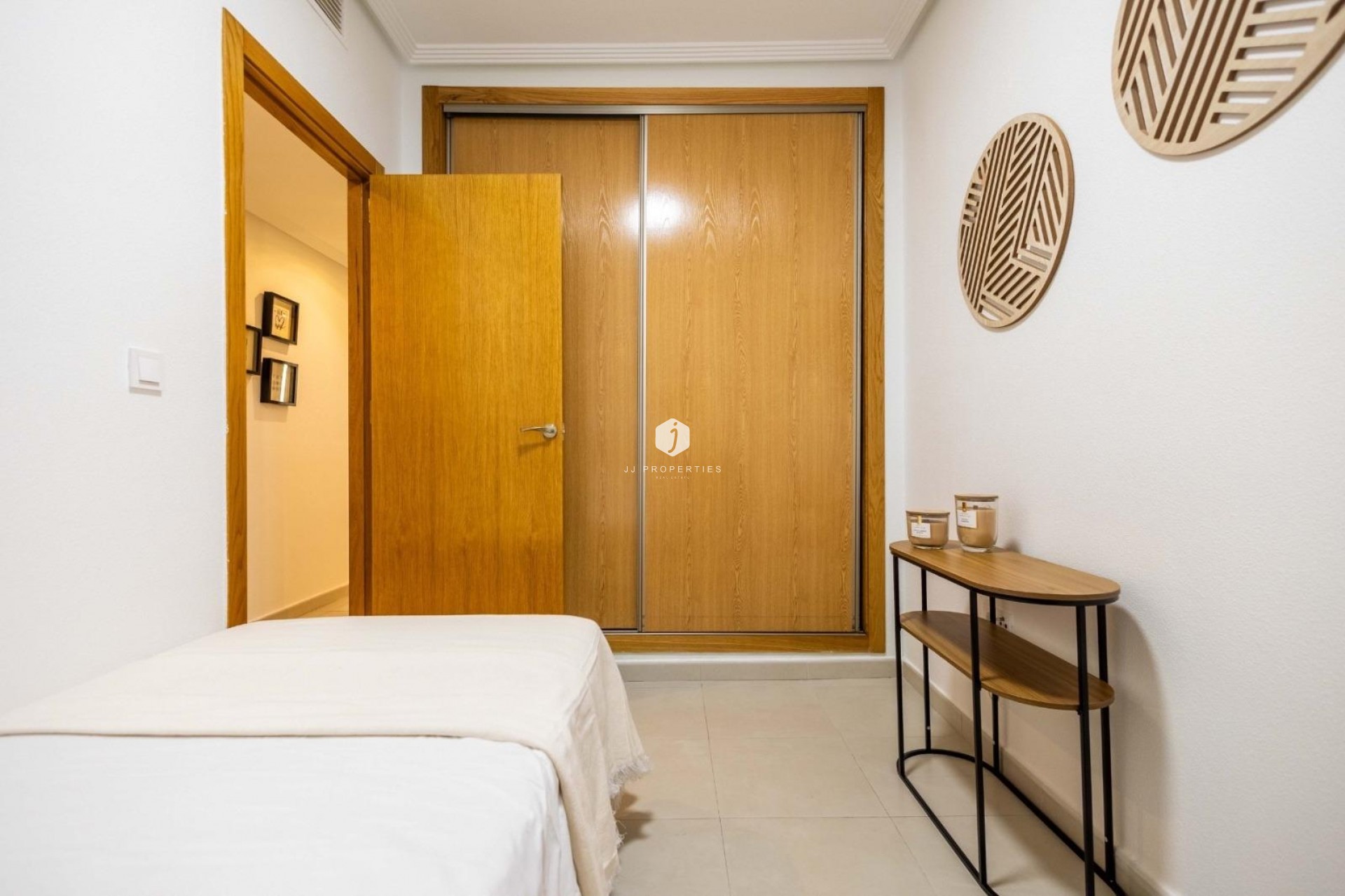 Resale - Apartment / flat -
Torrevieja - Las calas