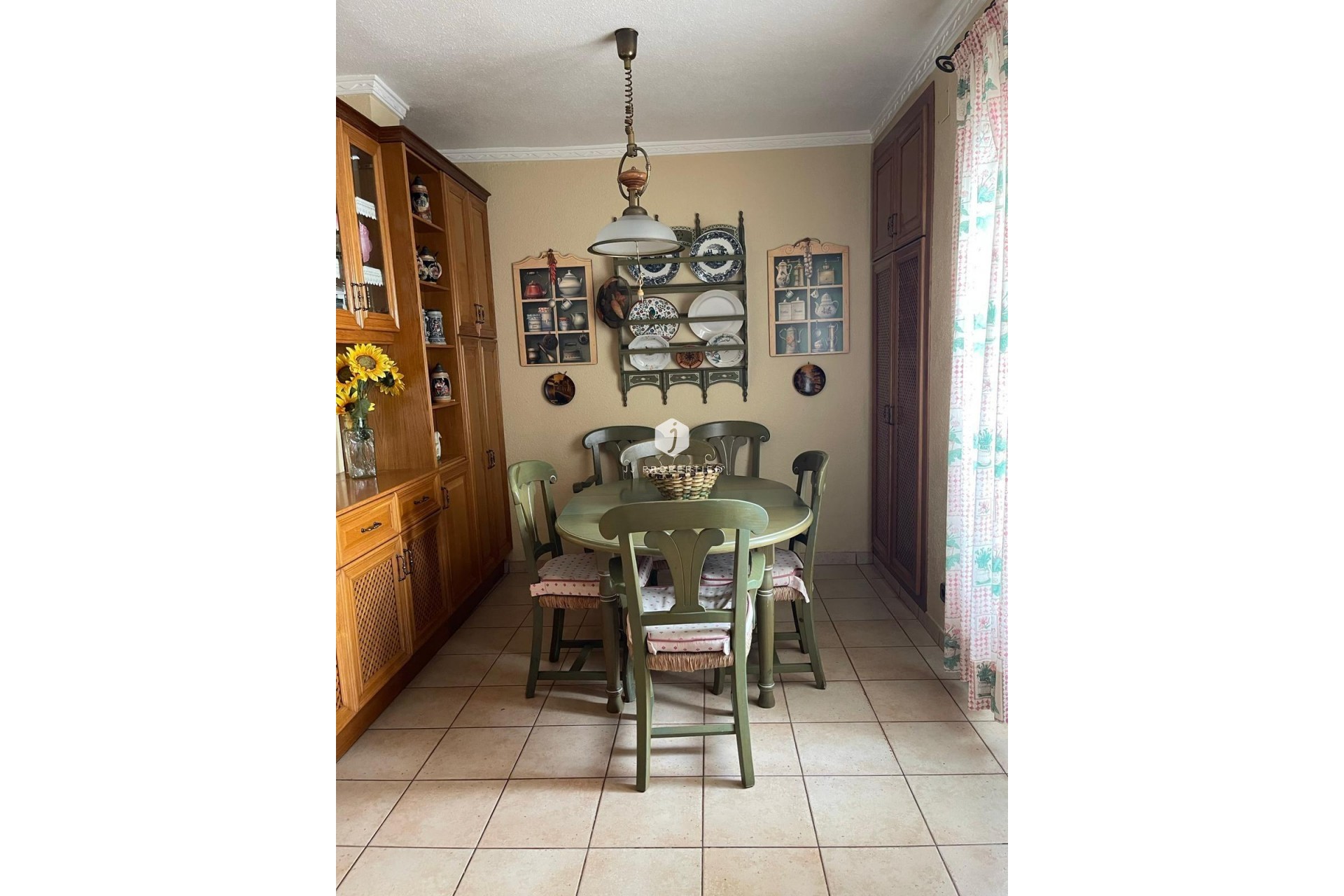 Resale - Apartment / flat -
Torrevieja - Las Piscinas Naturales