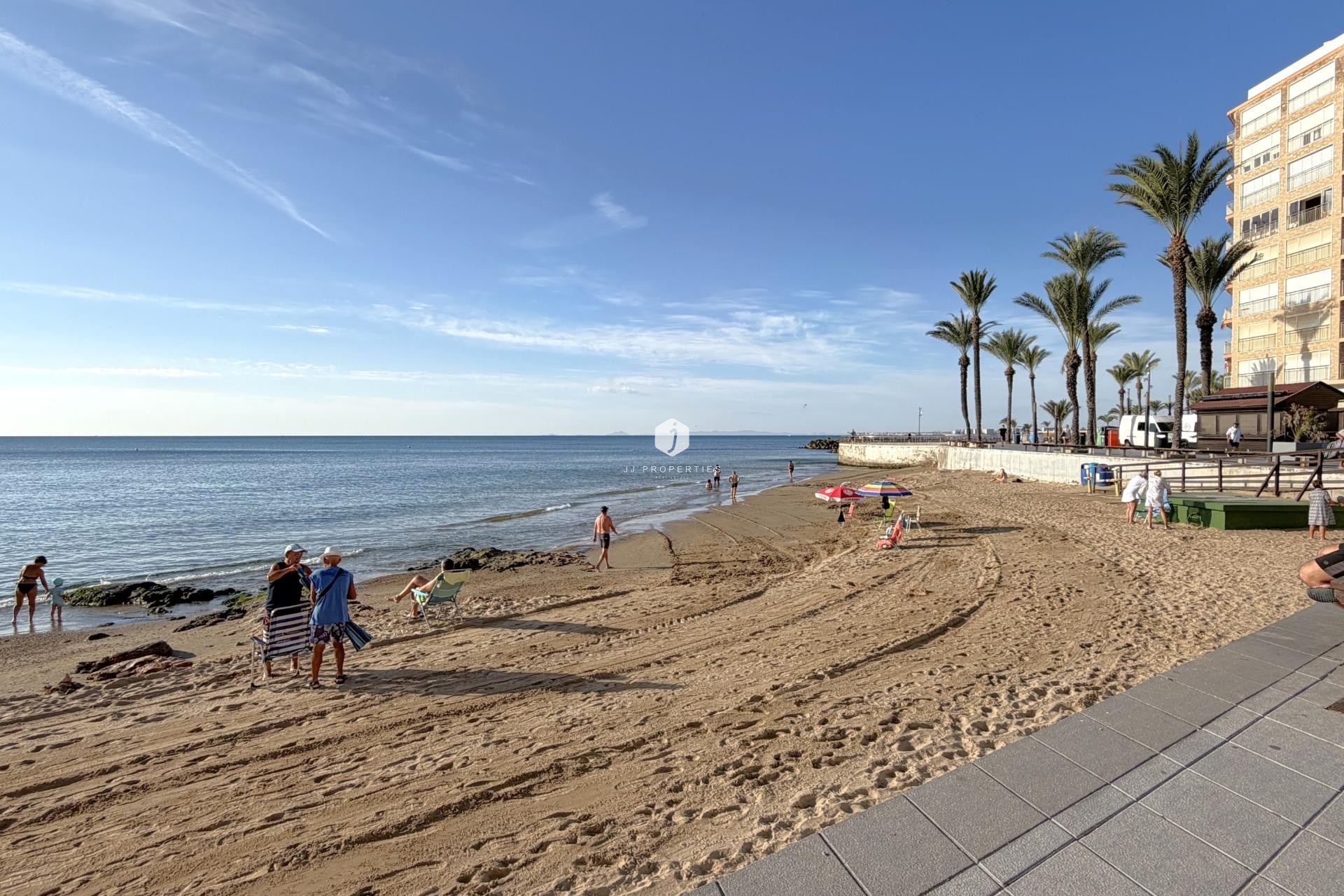 Resale - Apartment / flat -
Torrevieja - Las Piscinas Naturales