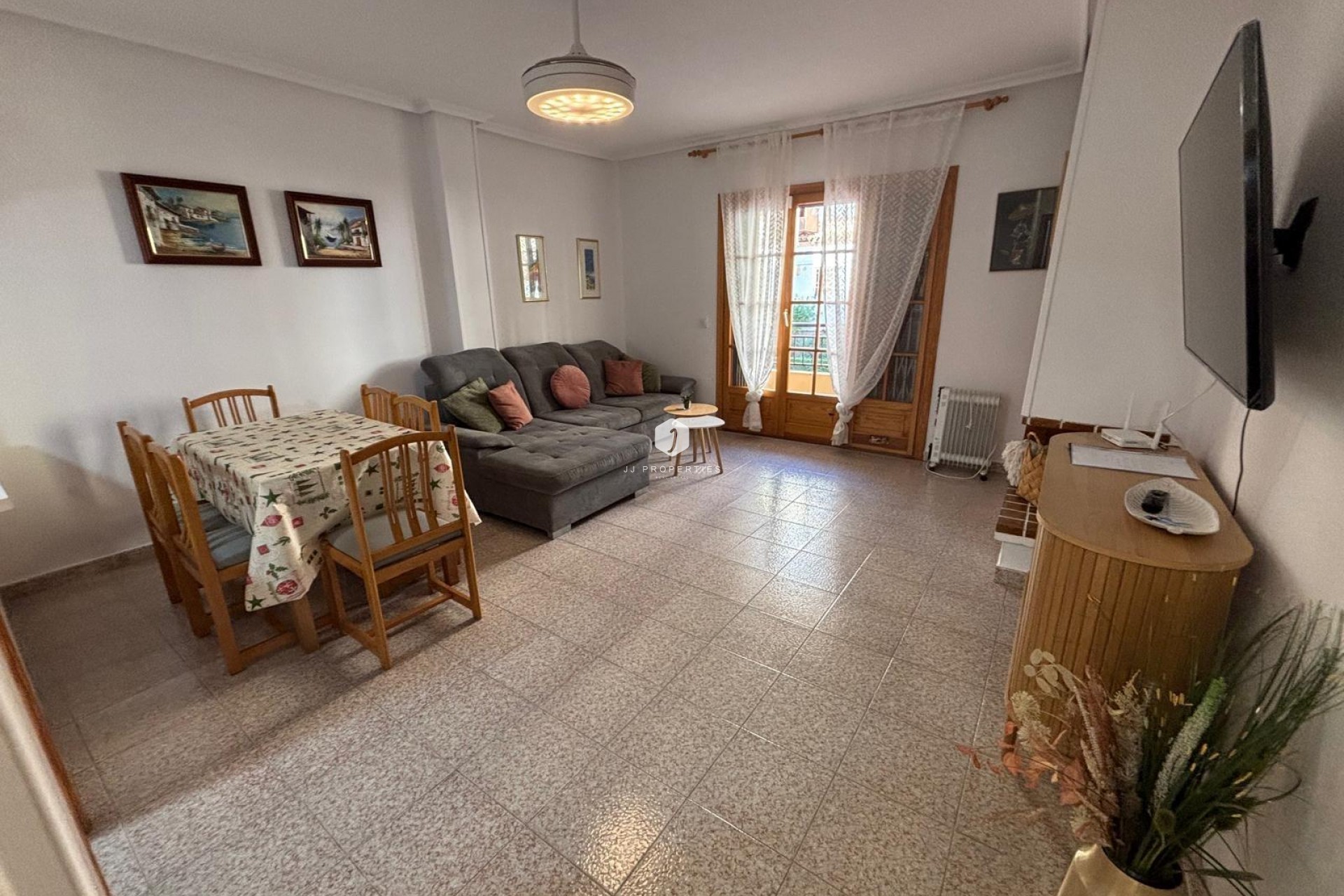 Resale - Apartment / flat -
Torrevieja - Los Frutales
