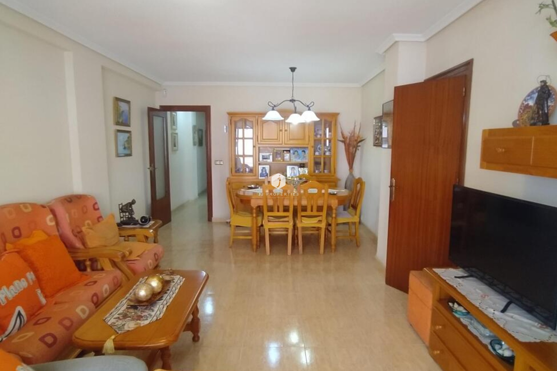 Resale - Apartment / flat -
Torrevieja - Los Locos