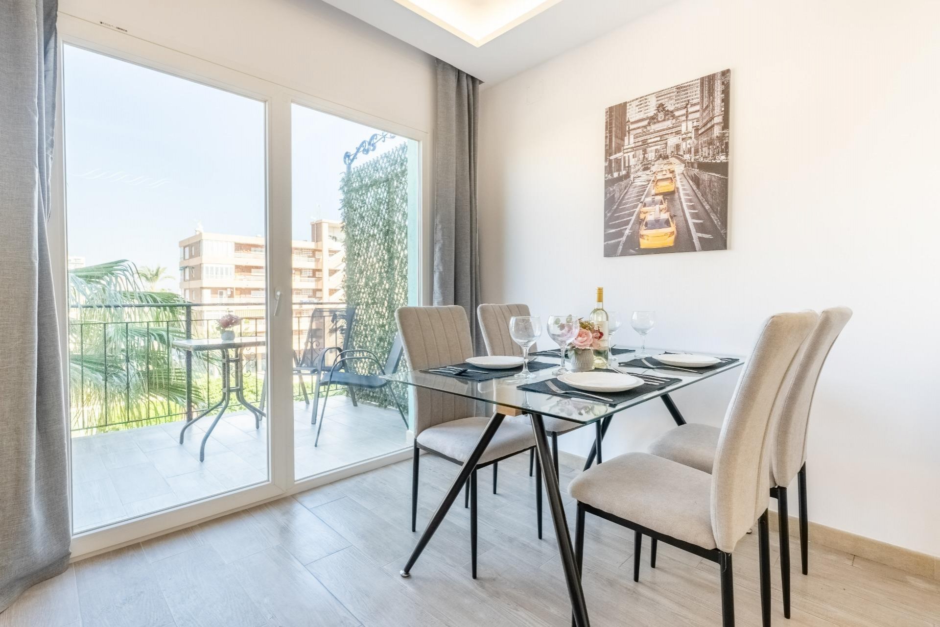 Resale - Apartment / flat -
Torrevieja - Mar Azul