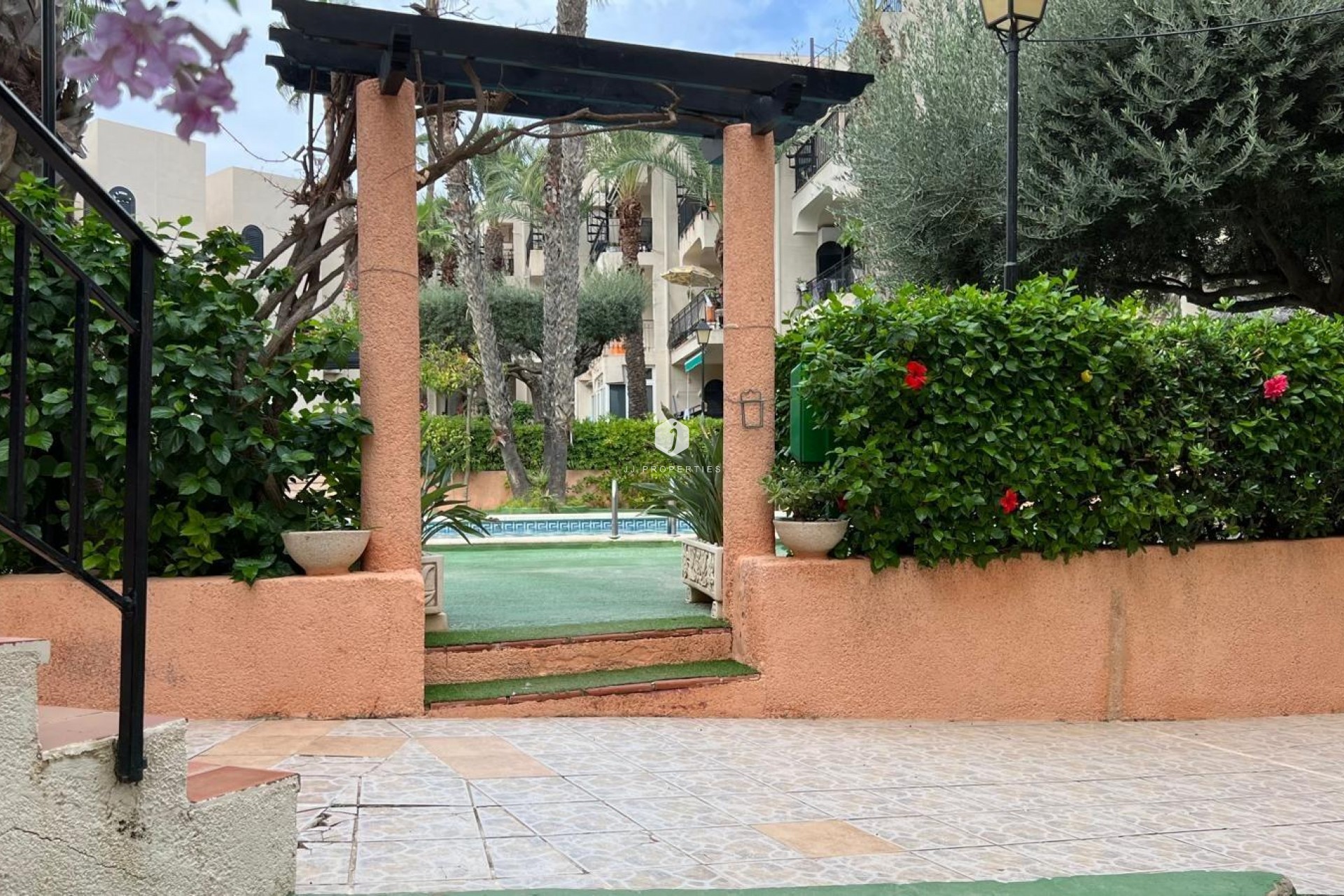 Resale - Apartment / flat -
Torrevieja - Miramar - Torre Del Moro