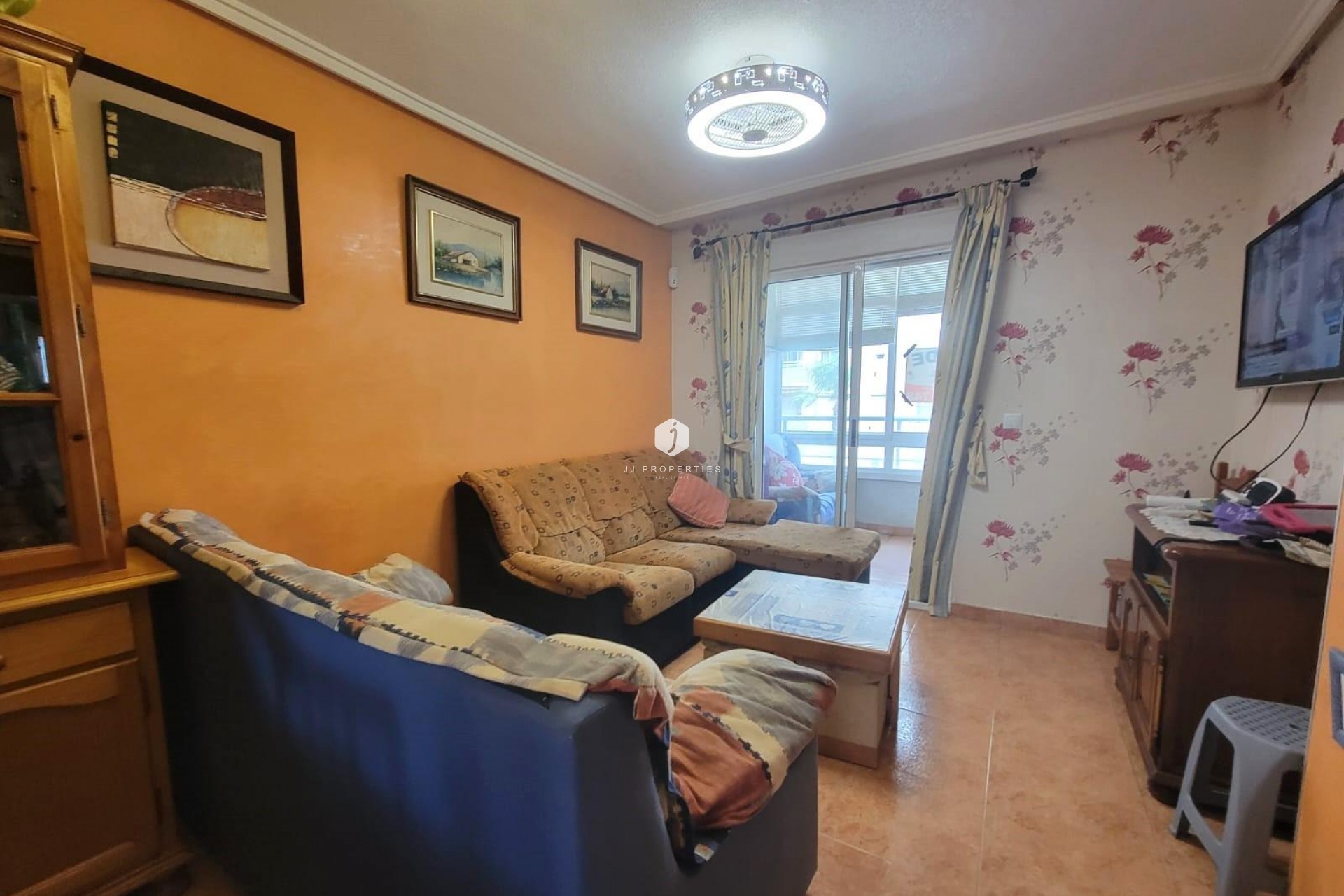 Resale - Apartment / flat -
Torrevieja - Nueva Torrevieja
