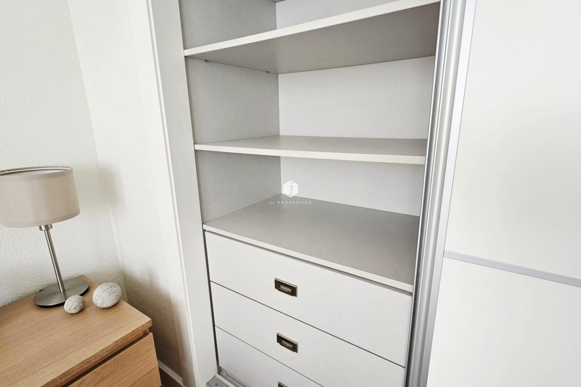 Resale - Apartment / flat -
Torrevieja - Nueva Torrevieja