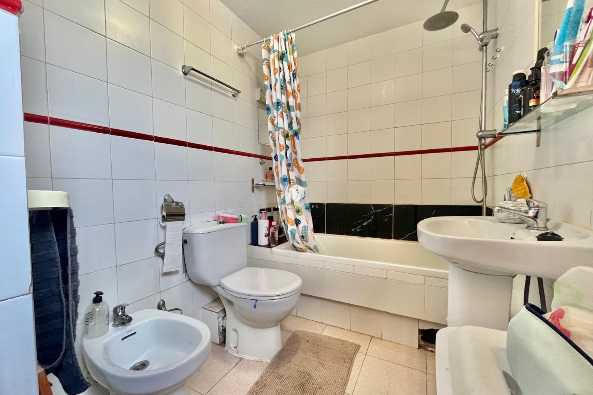 Resale - Apartment / flat -
Torrevieja - Nueva Torrevieja