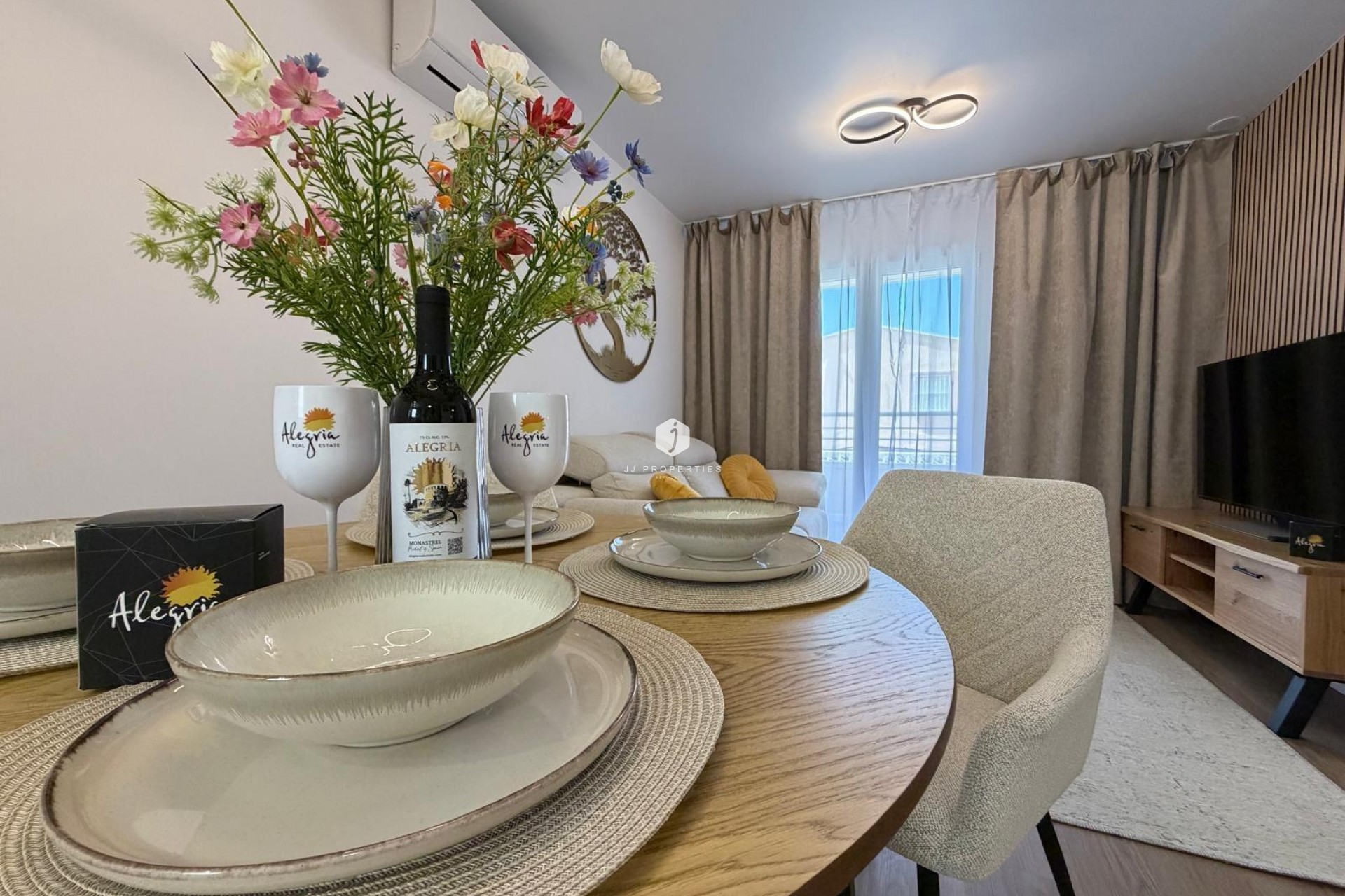 Resale - Apartment / flat -
Torrevieja - Nueva Torrevieja