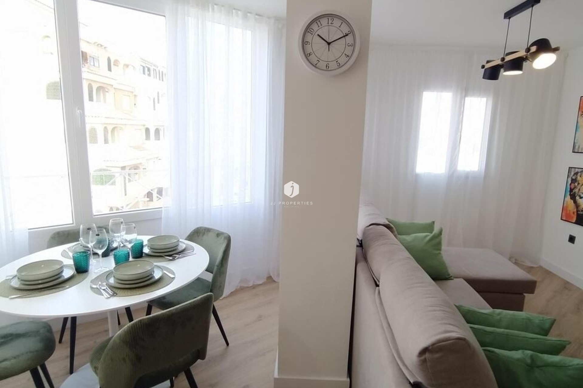 Resale - Apartment / flat -
Torrevieja - PARQUE DE LAS NACIONES