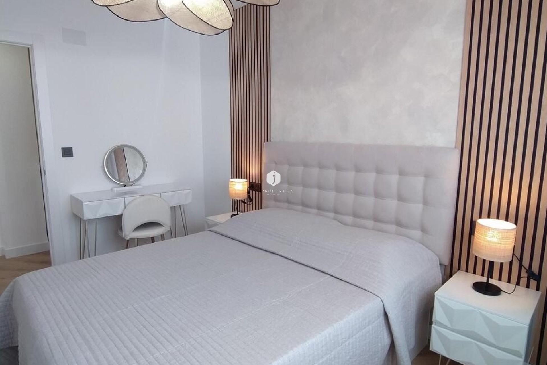 Resale - Apartment / flat -
Torrevieja - PARQUE DE LAS NACIONES