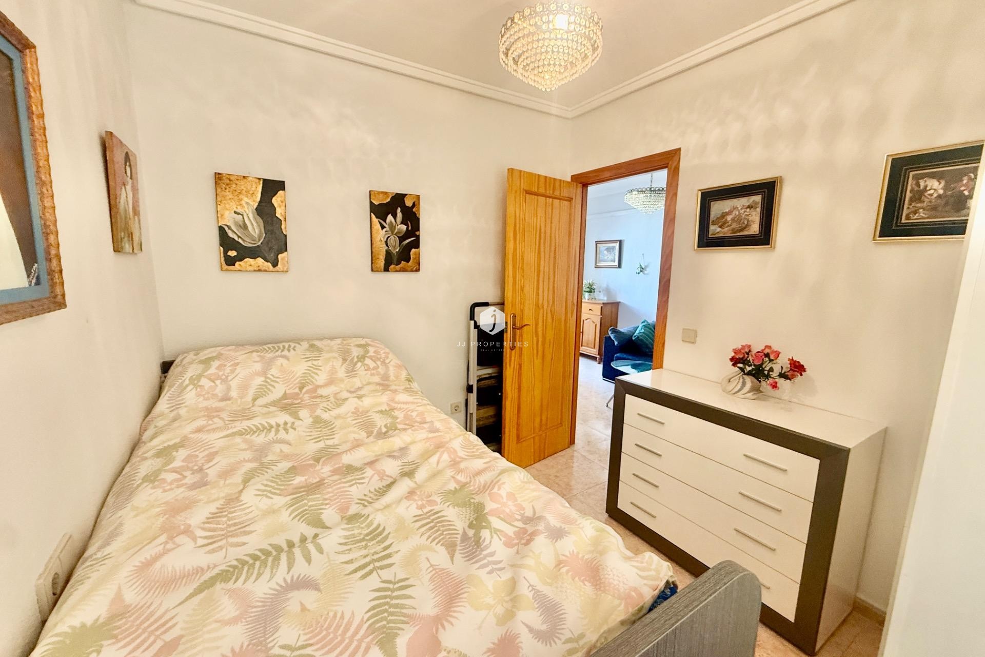 Resale - Apartment / flat -
Torrevieja - PARQUE DE LAS NACIONES