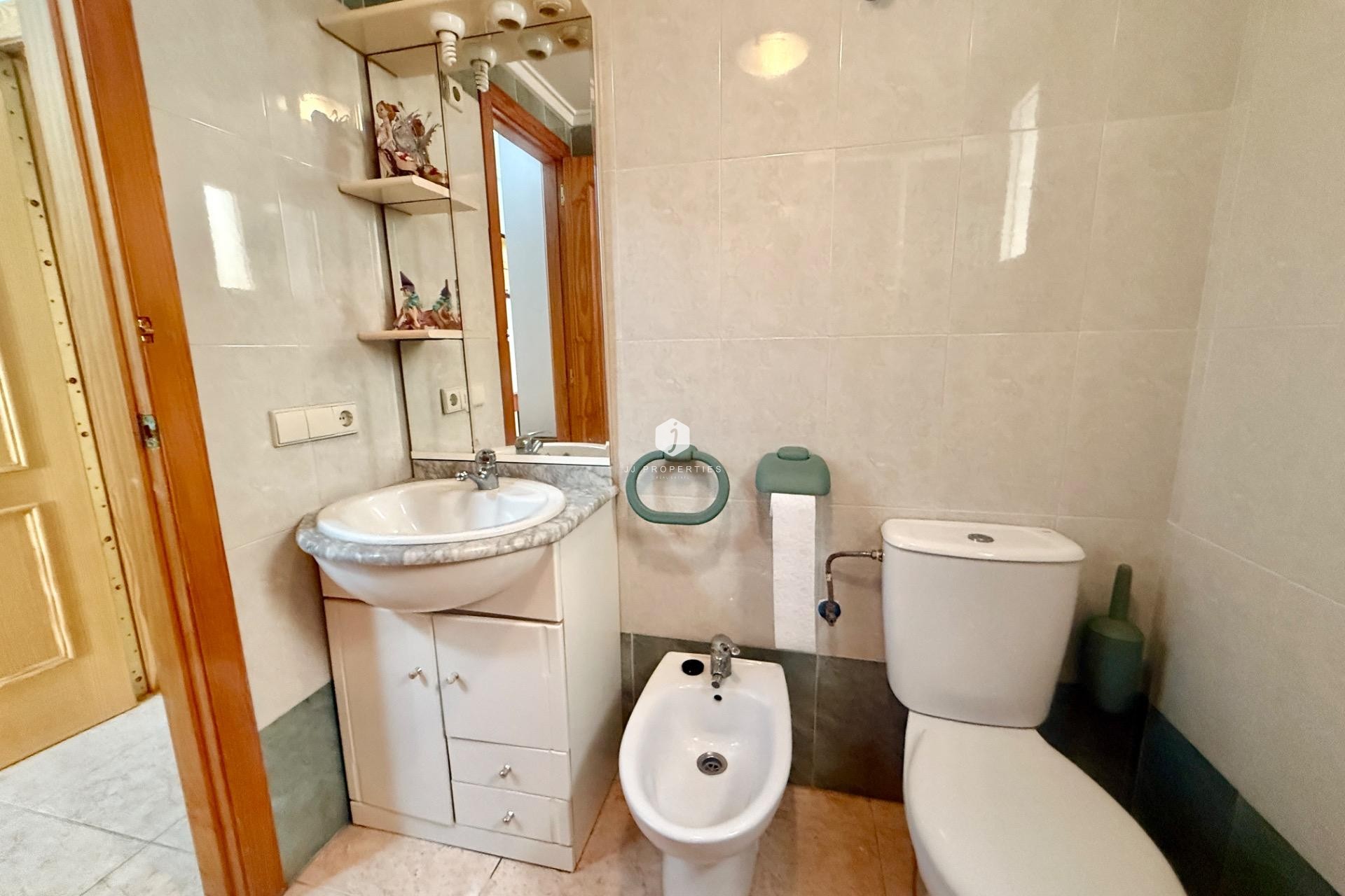 Resale - Apartment / flat -
Torrevieja - PARQUE DE LAS NACIONES