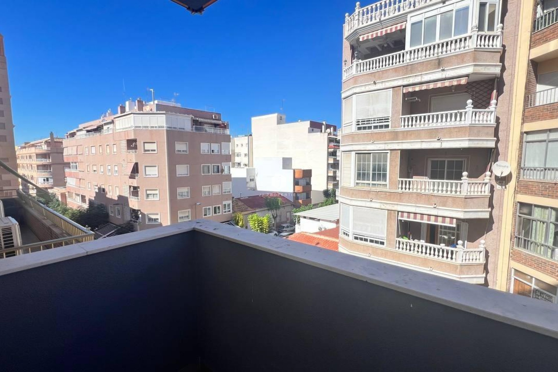 Resale - Apartment / flat -
Torrevieja - PARQUE DE LAS NACIONES