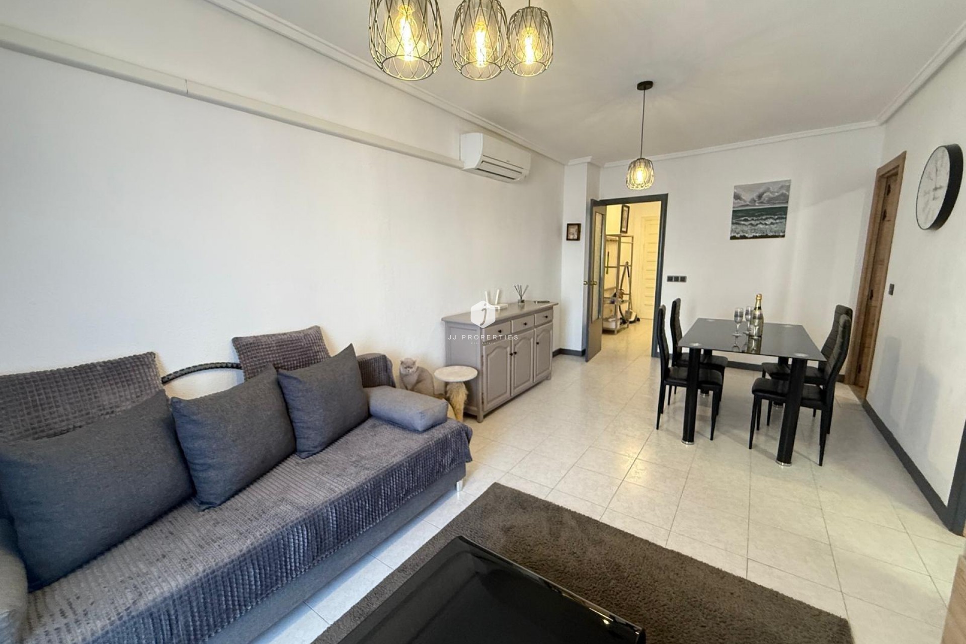 Resale - Apartment / flat -
Torrevieja - PARQUE DE LAS NACIONES