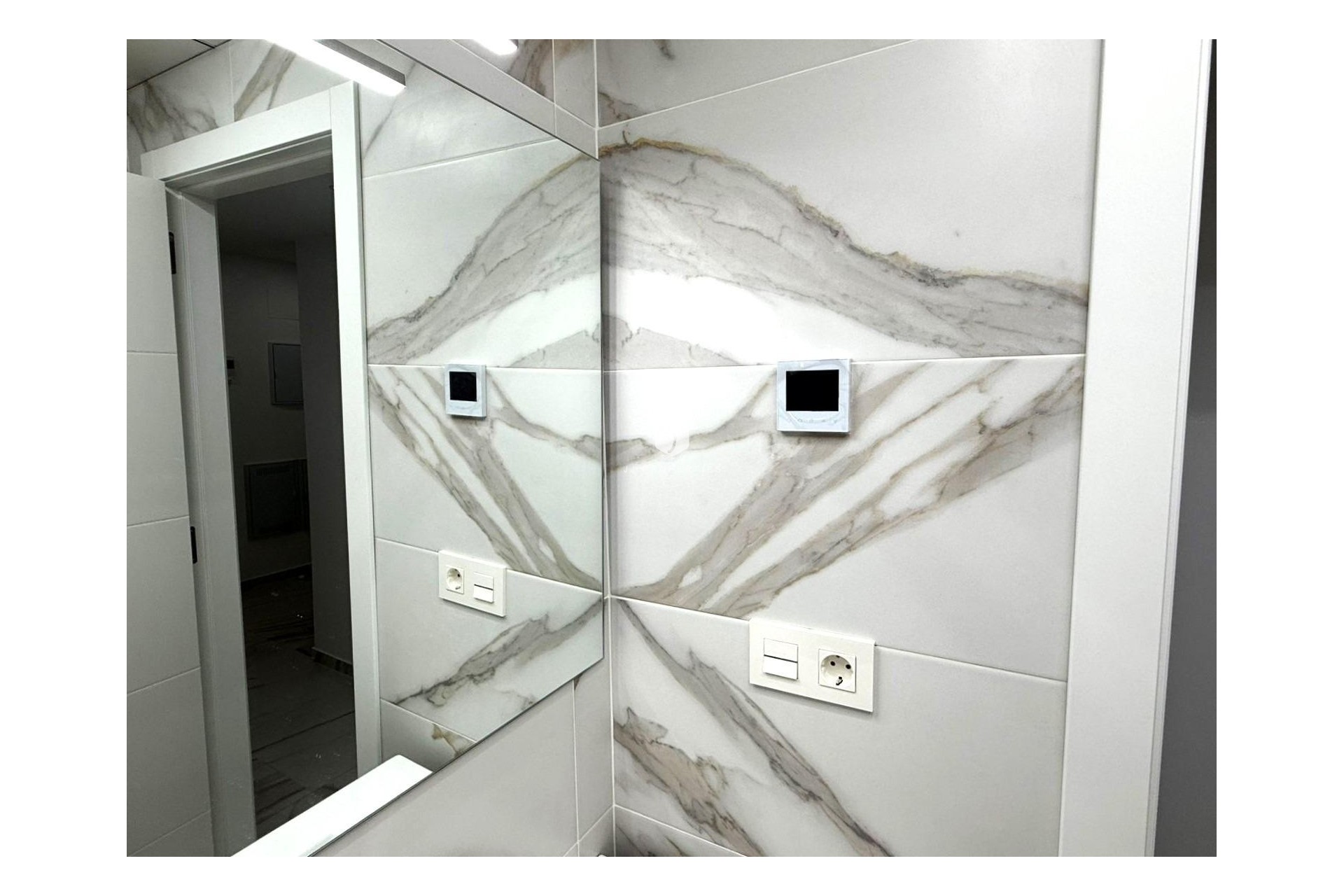 Resale - Apartment / flat -
Torrevieja - PARQUE DE LAS NACIONES