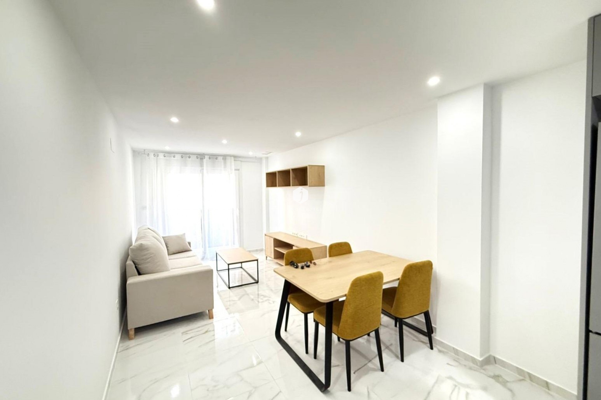 Resale - Apartment / flat -
Torrevieja - PARQUE DE LAS NACIONES