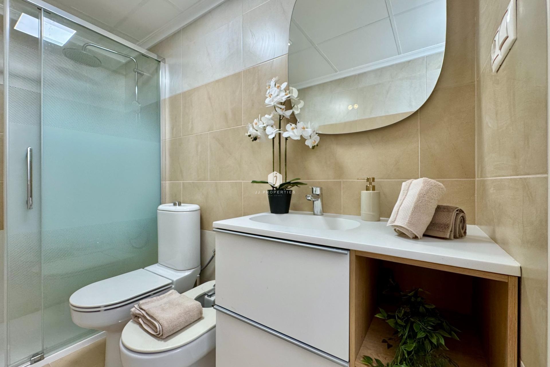 Resale - Apartment / flat -
Torrevieja - PARQUE DE LAS NACIONES