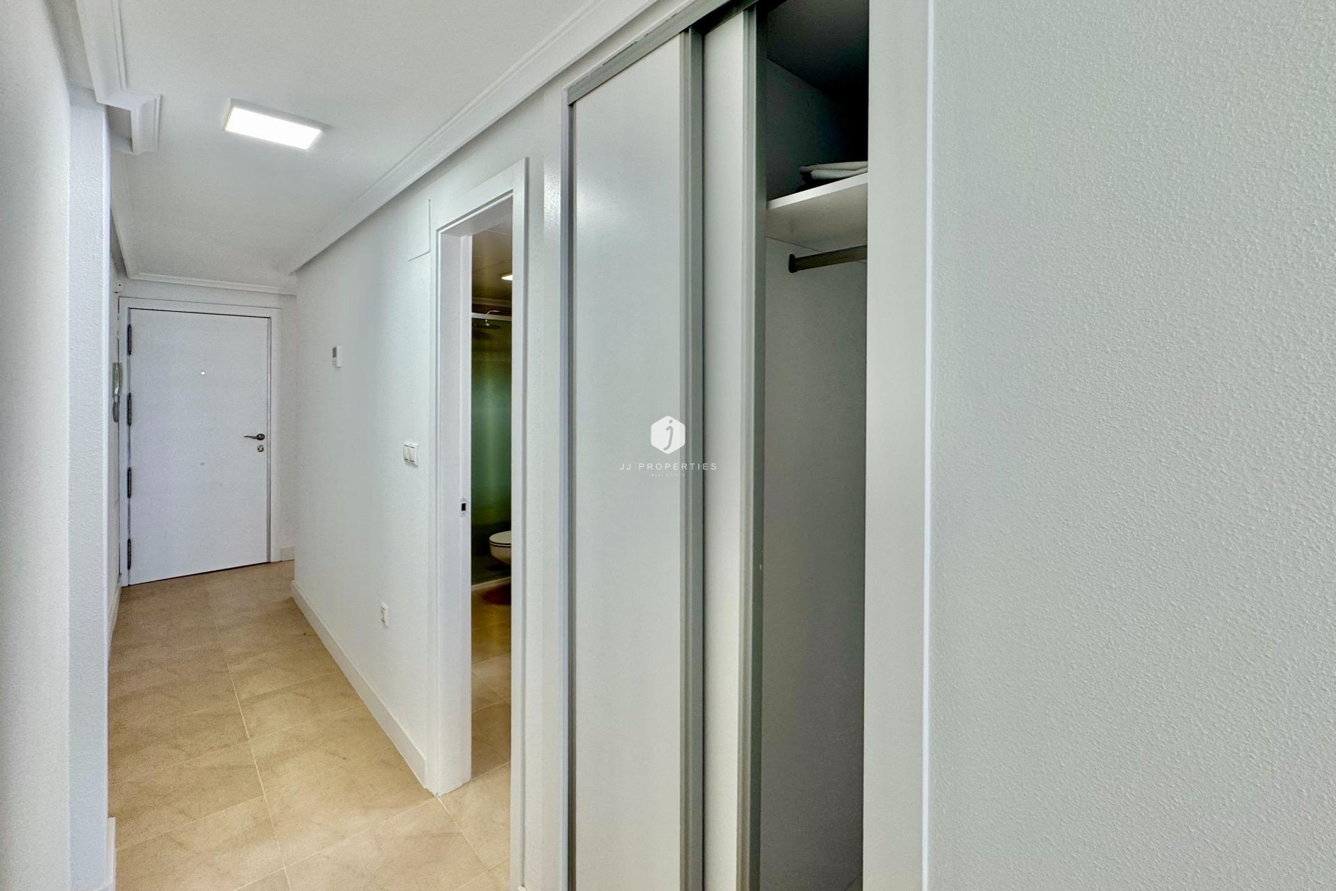 Resale - Apartment / flat -
Torrevieja - PARQUE DE LAS NACIONES