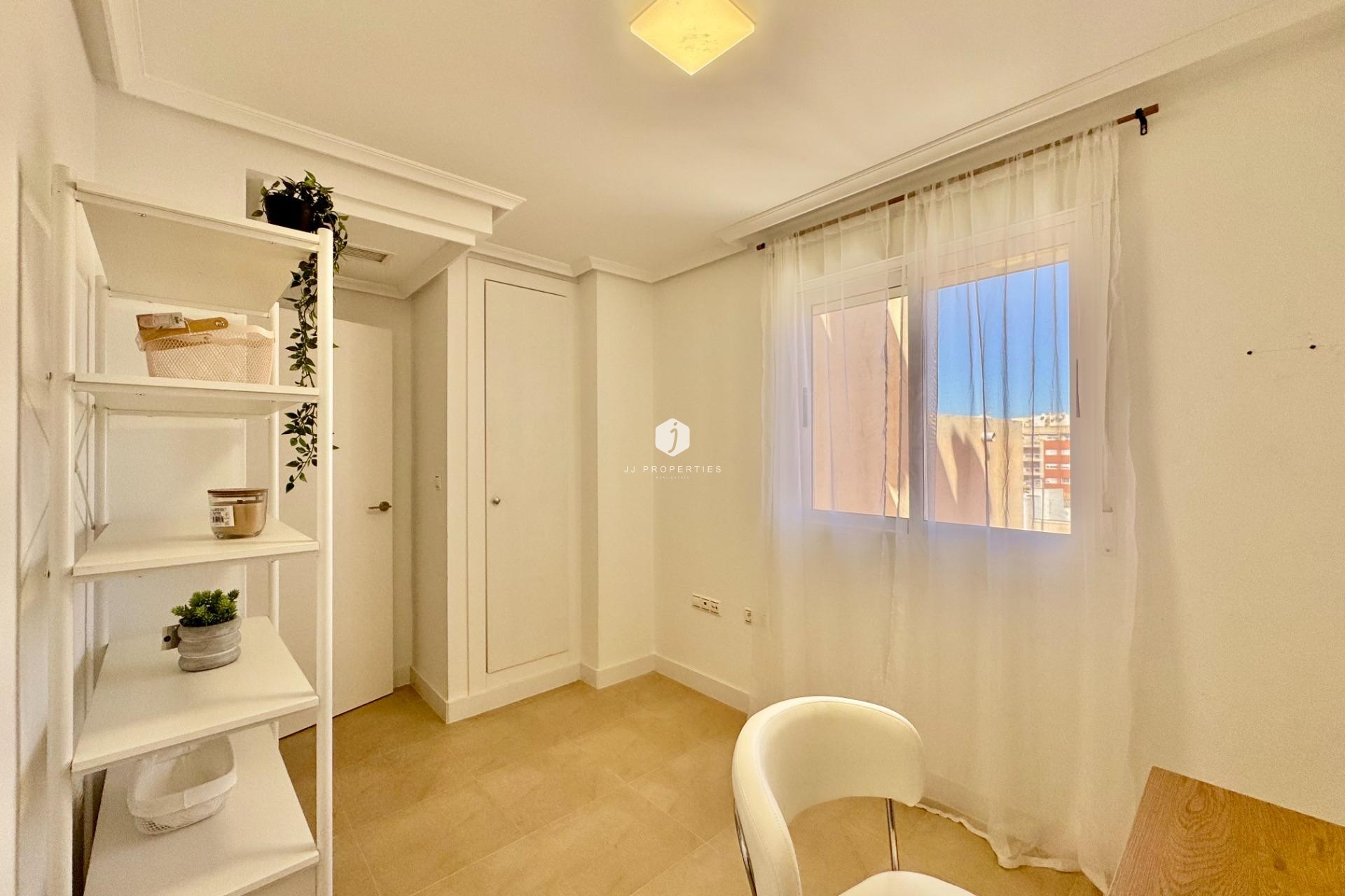 Resale - Apartment / flat -
Torrevieja - PARQUE DE LAS NACIONES