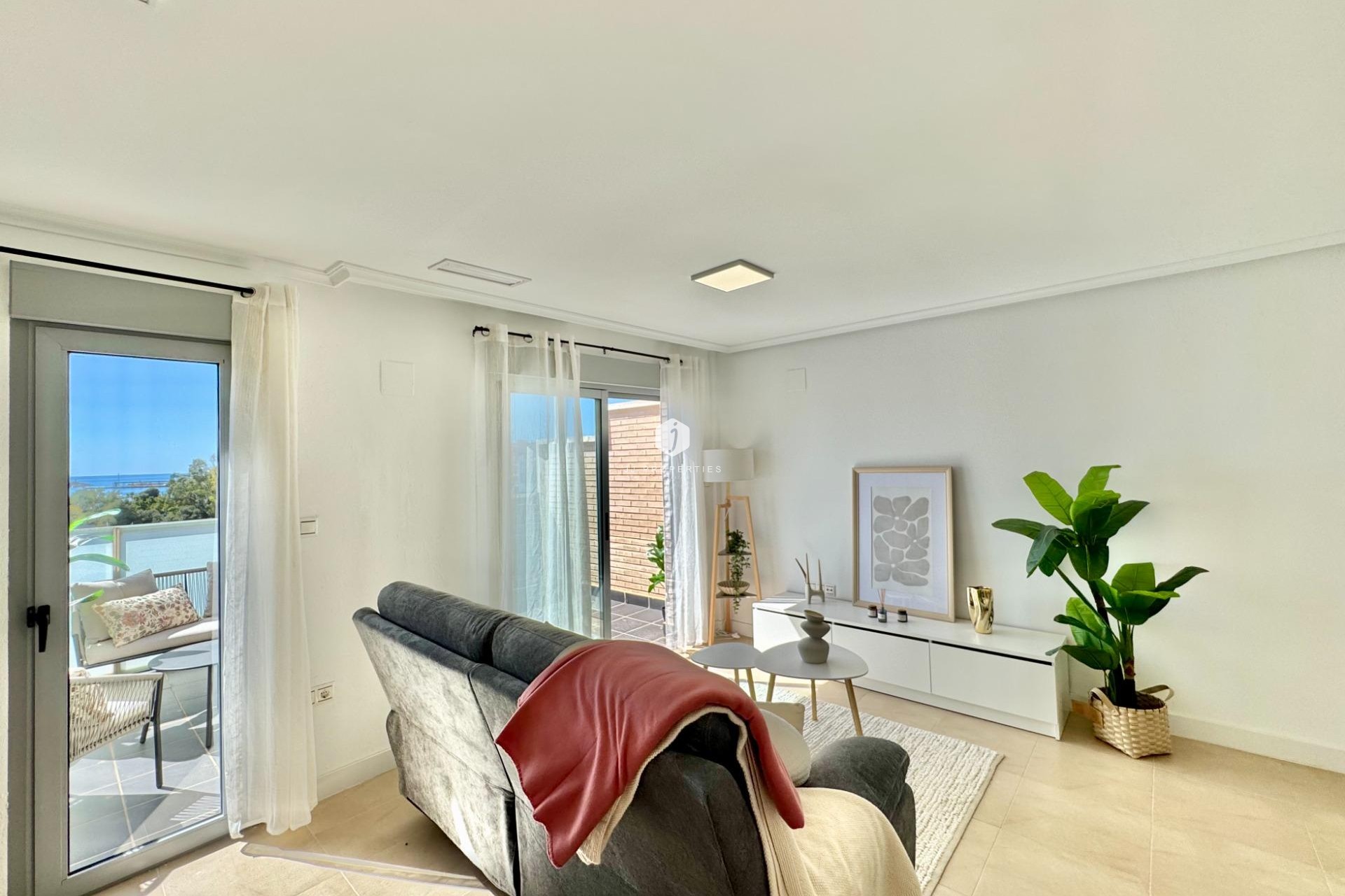 Resale - Apartment / flat -
Torrevieja - PARQUE DE LAS NACIONES