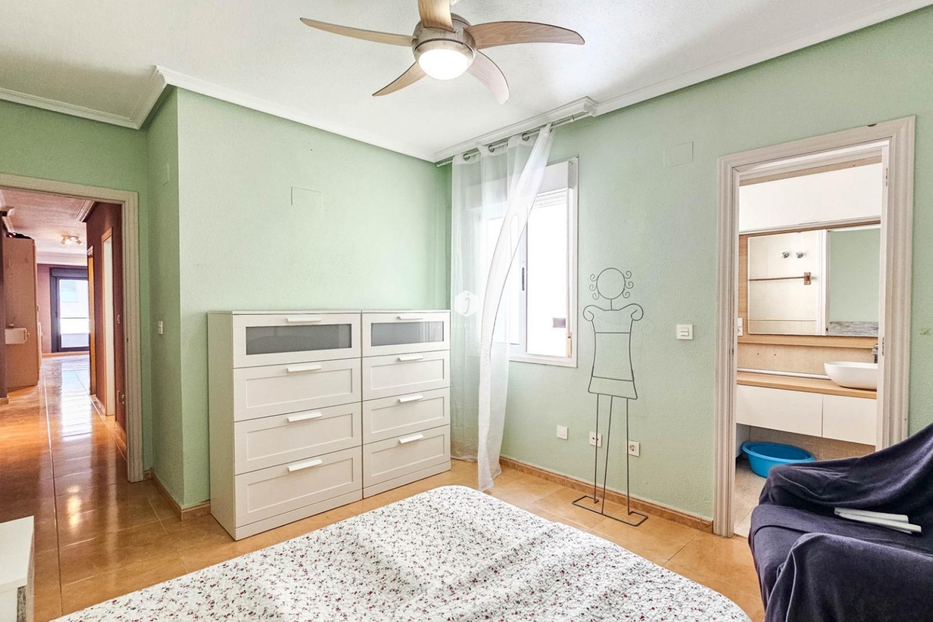 Resale - Apartment / flat -
Torrevieja - PARQUE DE LAS NACIONES