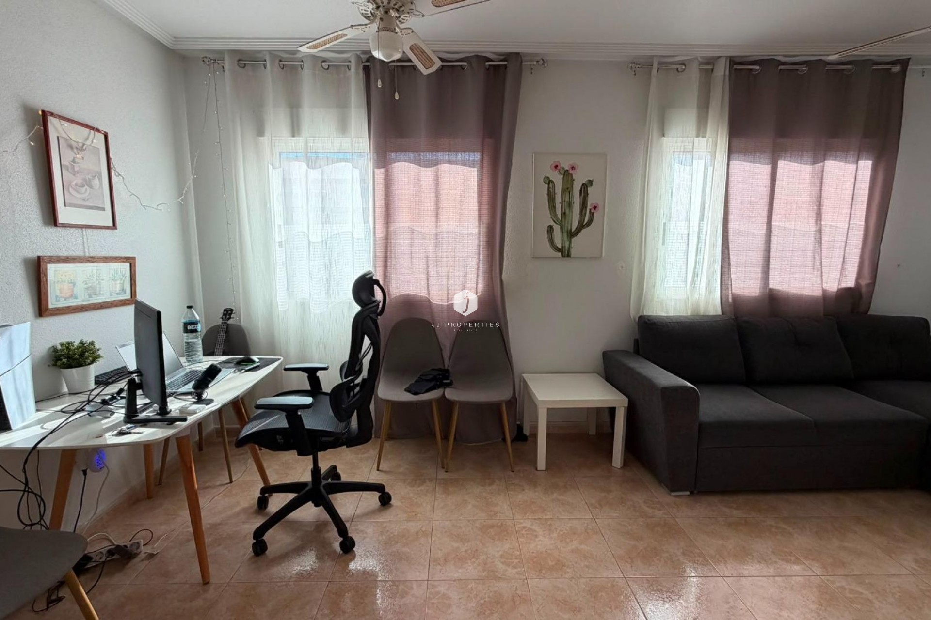 Resale - Apartment / flat -
Torrevieja - PARQUE DE LAS NACIONES