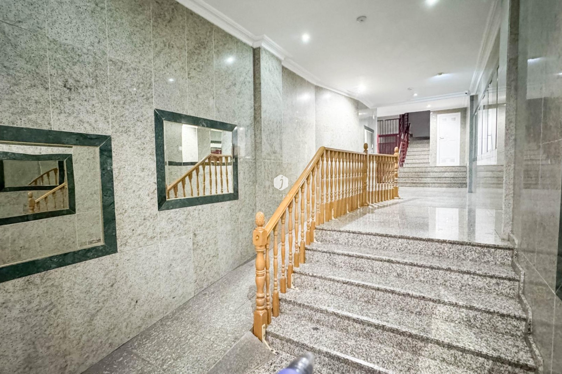 Resale - Apartment / flat -
Torrevieja - PARQUE DE LAS NACIONES