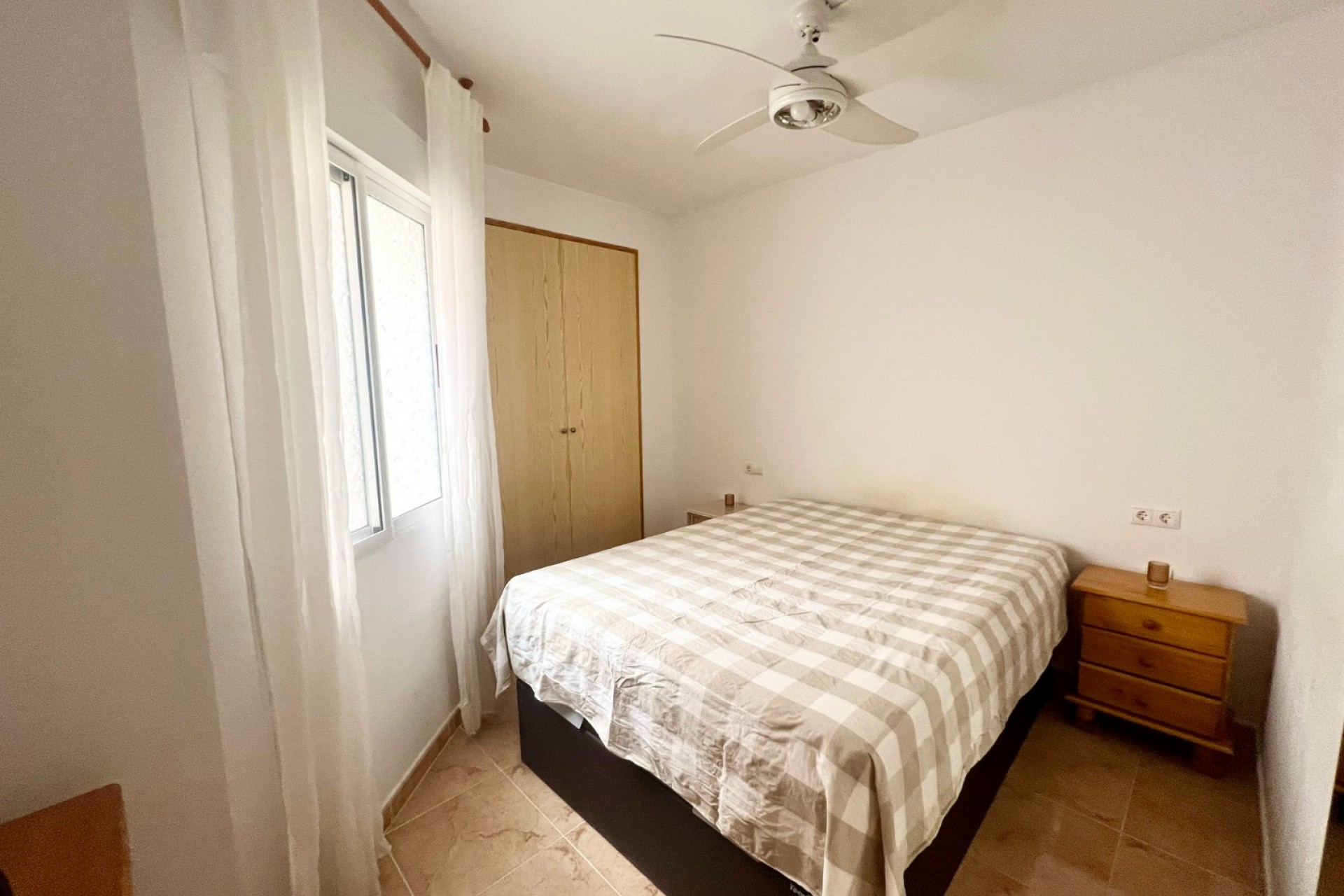 Resale - Apartment / flat -
Torrevieja - Parque las naciones