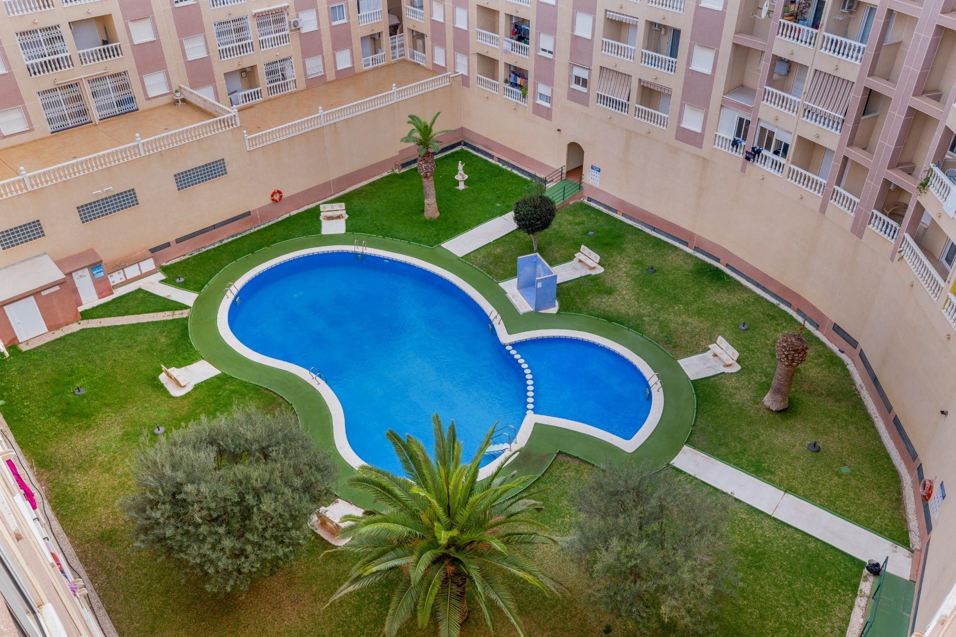 Resale - Apartment / flat -
Torrevieja - Parque las naciones