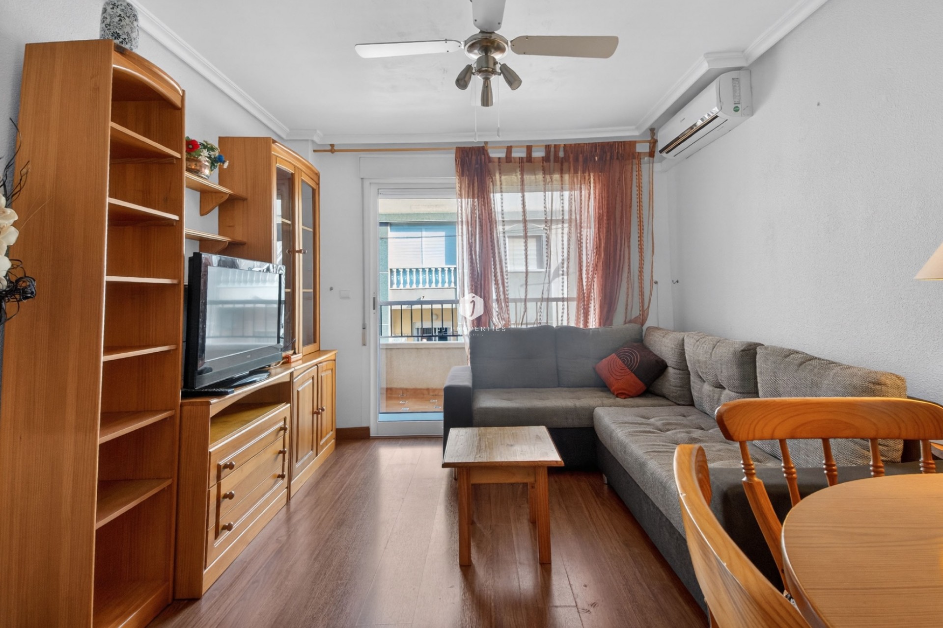 Resale - Apartment / flat -
Torrevieja - Parque las naciones