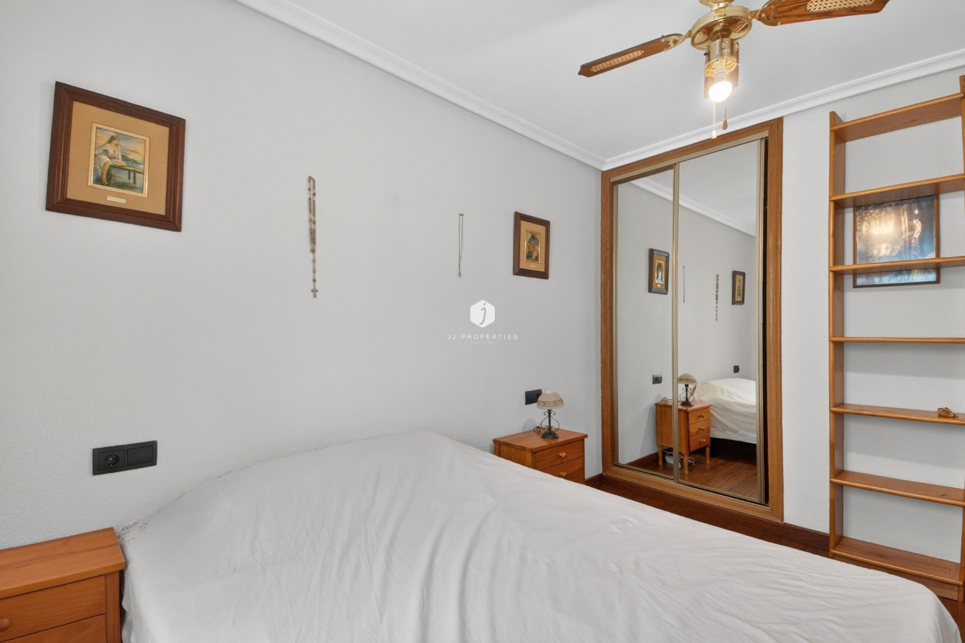 Resale - Apartment / flat -
Torrevieja - Parque las naciones