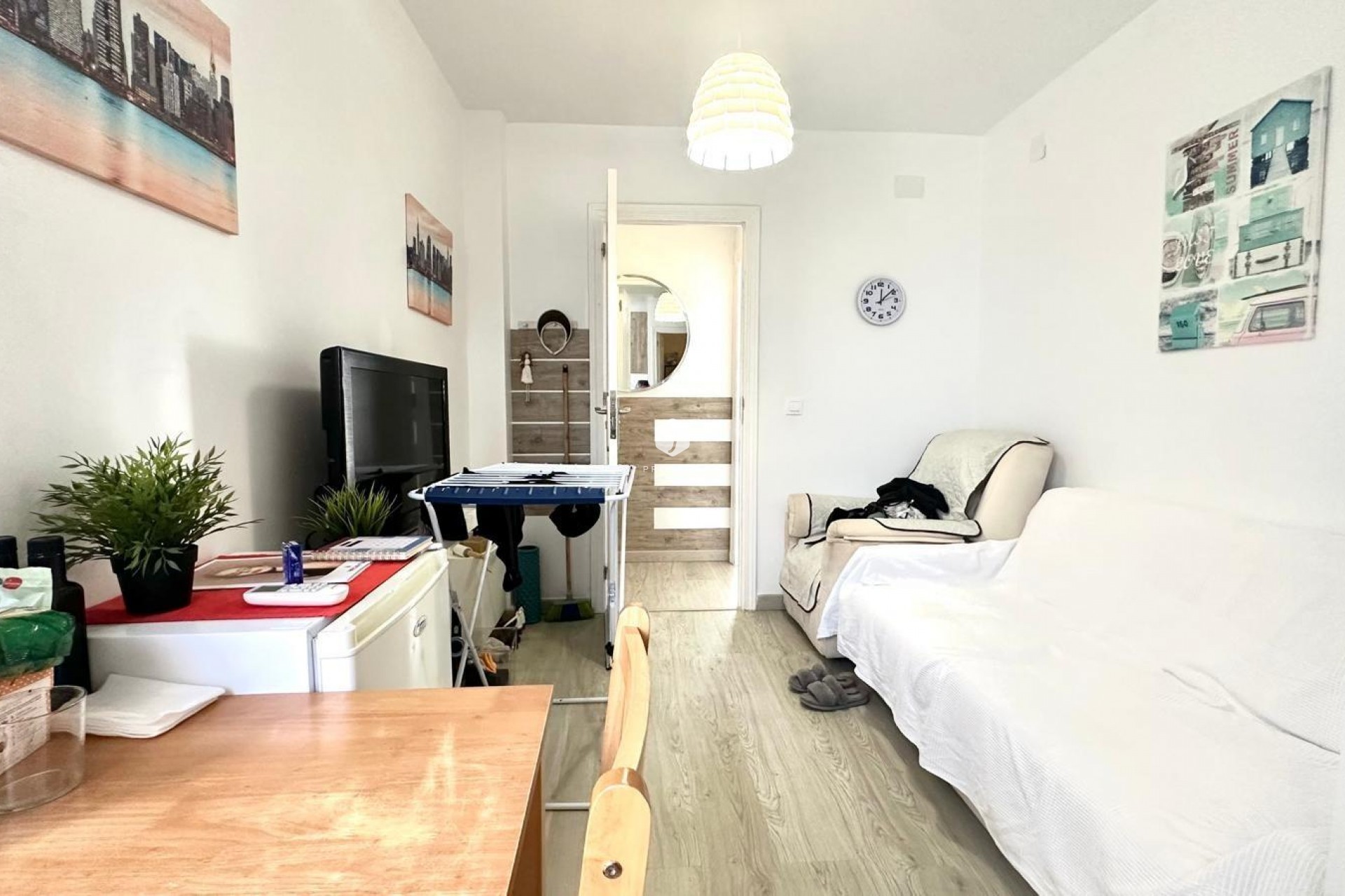 Resale - Apartment / flat -
Torrevieja - Paseo maritimo