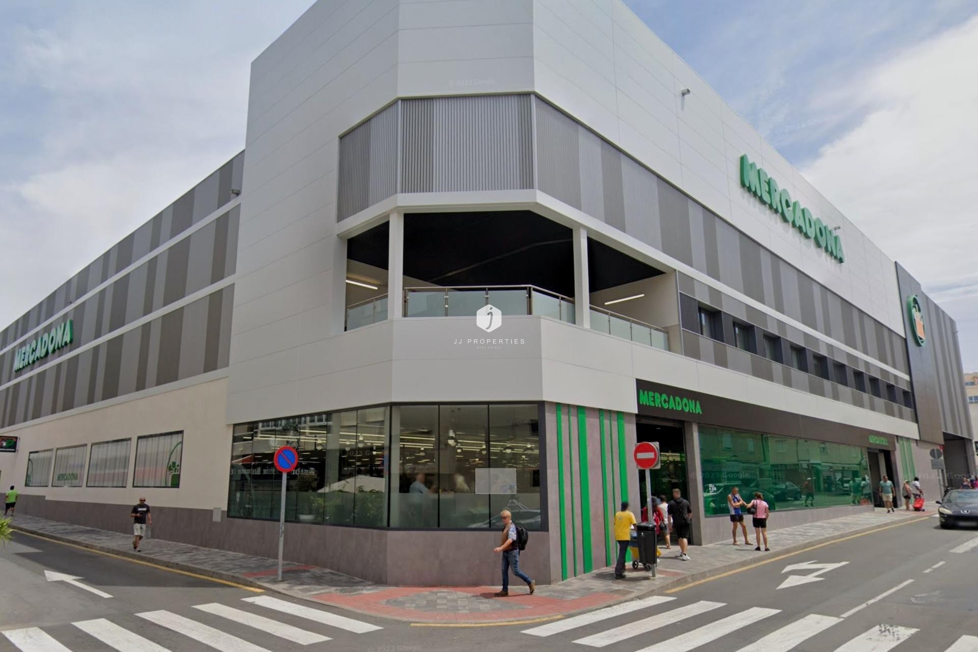 Resale - Apartment / flat -
Torrevieja - Paseo maritimo