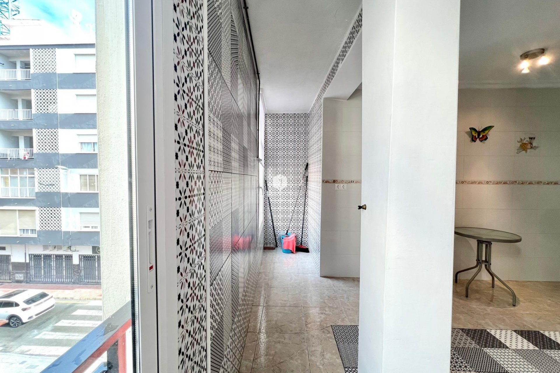 Resale - Apartment / flat -
Torrevieja - Paseo maritimo