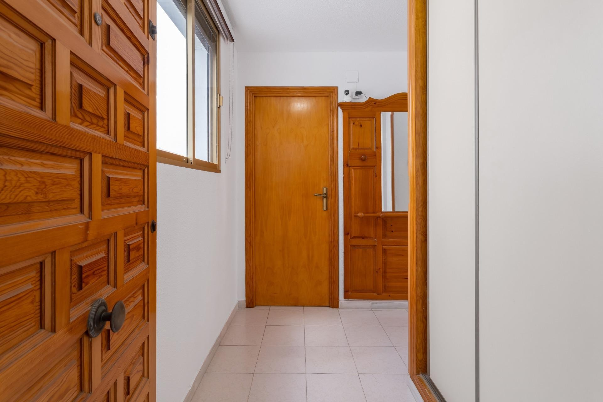 Resale - Apartment / flat -
Torrevieja - Playa de los Locos