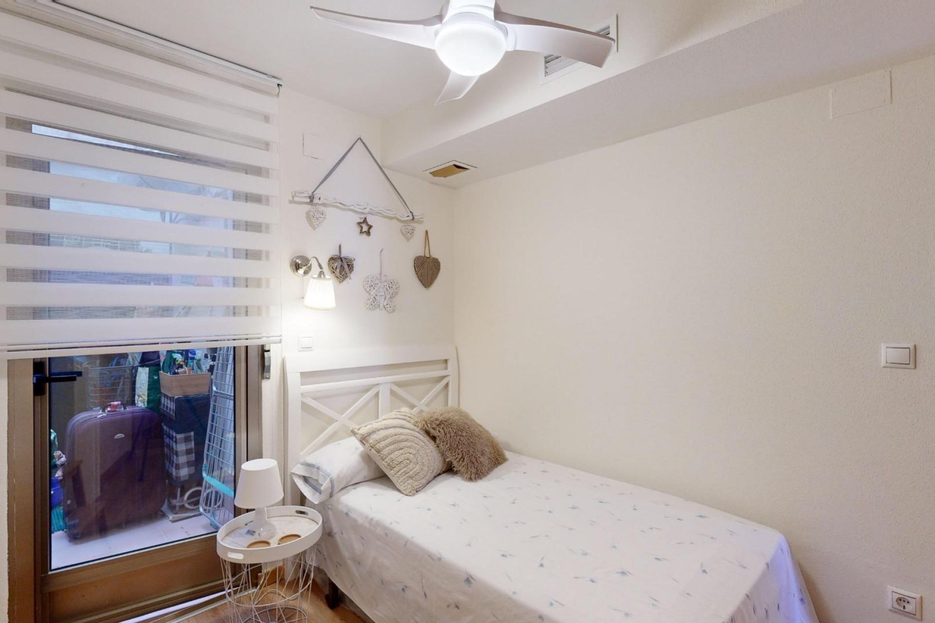 Resale - Apartment / flat -
Torrevieja - Playa de los Locos