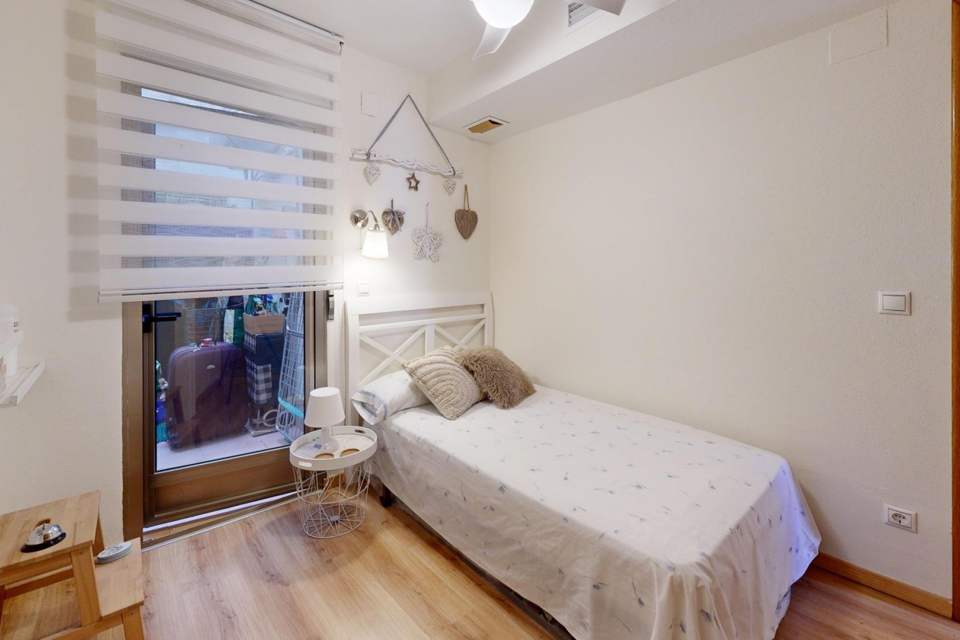 Resale - Apartment / flat -
Torrevieja - Playa de los Locos