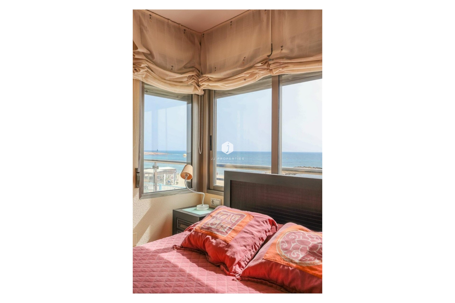 Resale - Apartment / flat -
Torrevieja - Playa de los locos