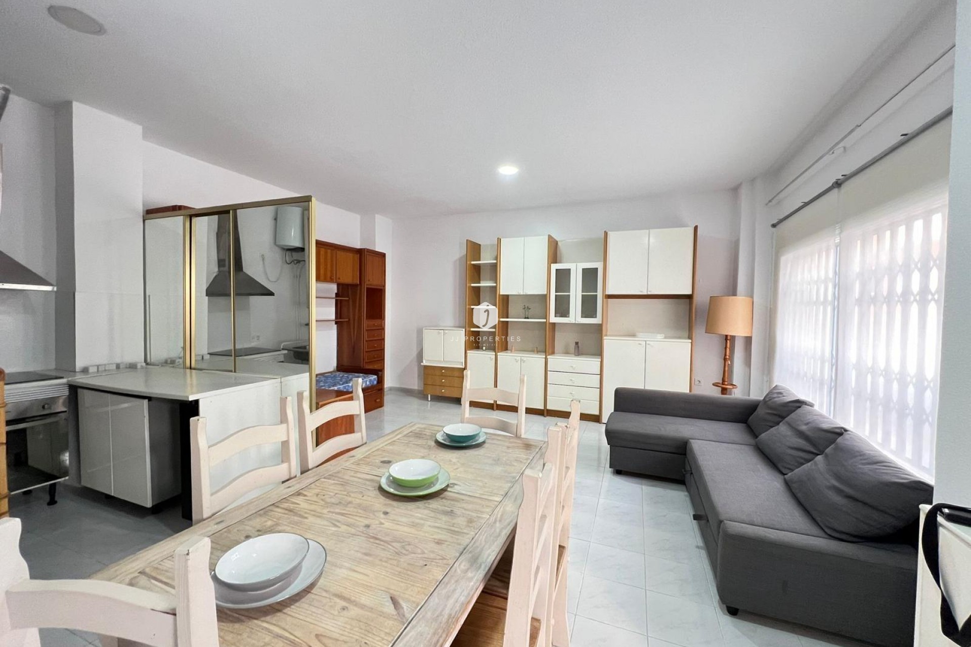 Resale - Apartment / flat -
Torrevieja - Playa de los Locos