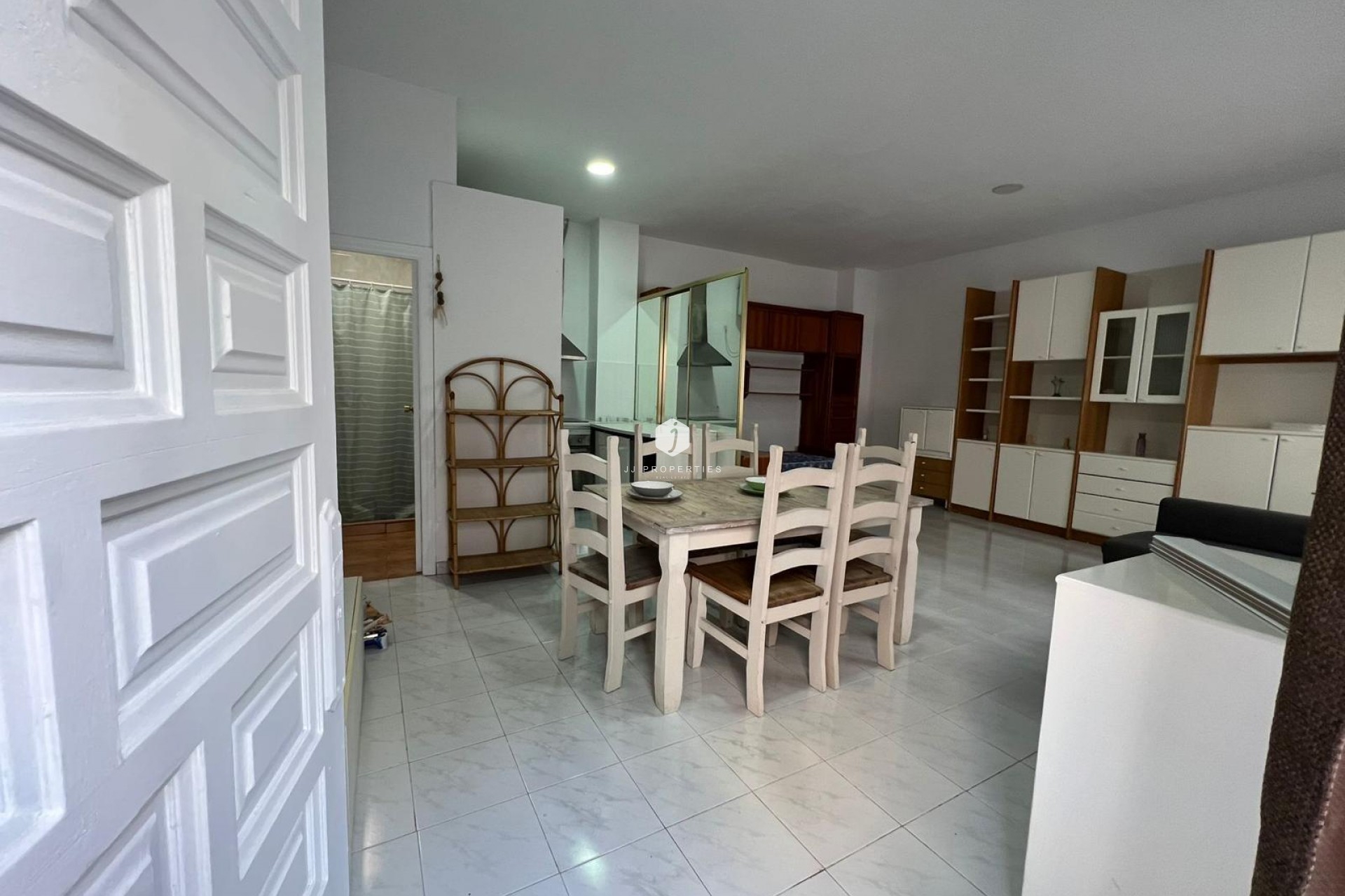 Resale - Apartment / flat -
Torrevieja - Playa de los Locos