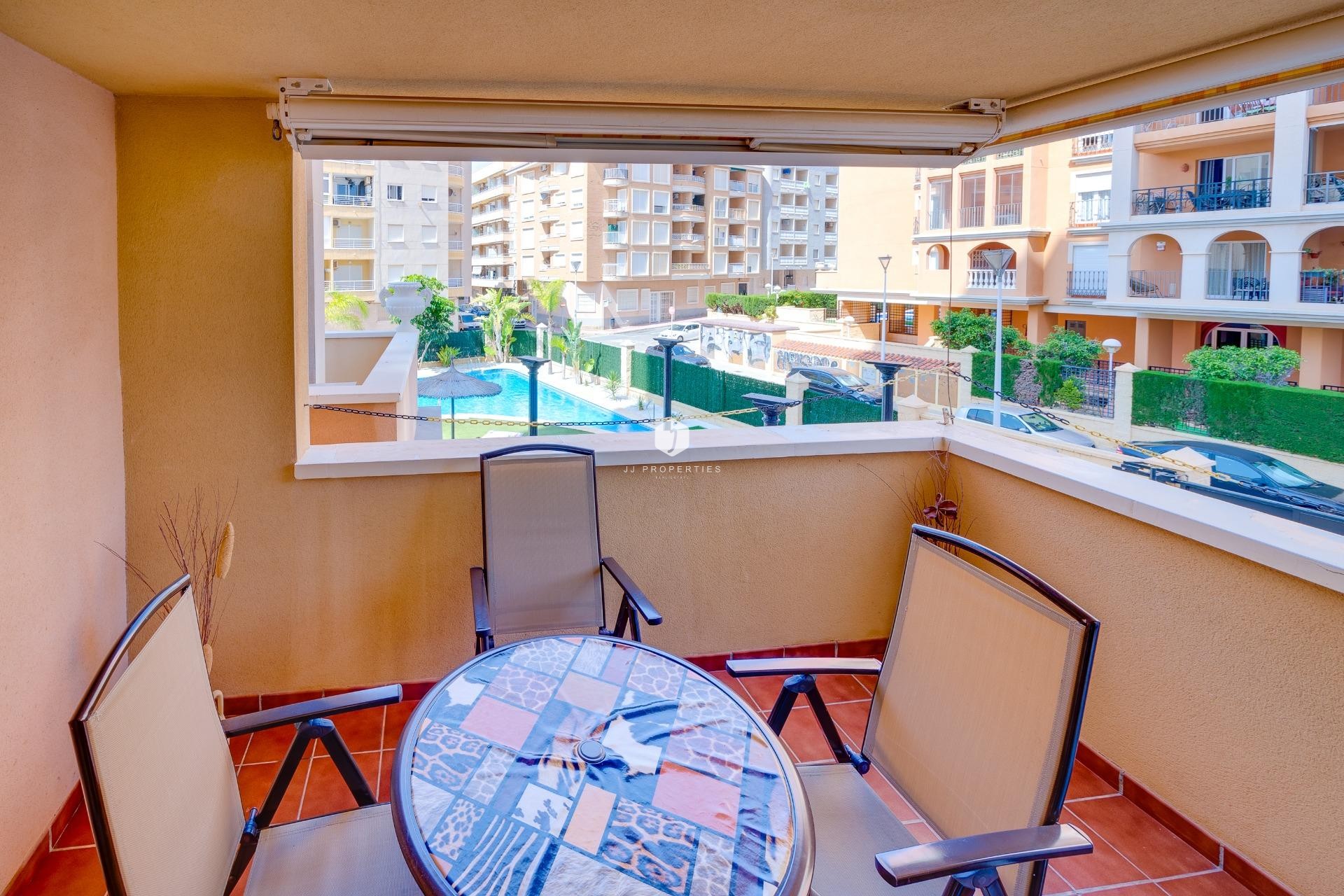 Resale - Apartment / flat -
Torrevieja - Playa de los Locos