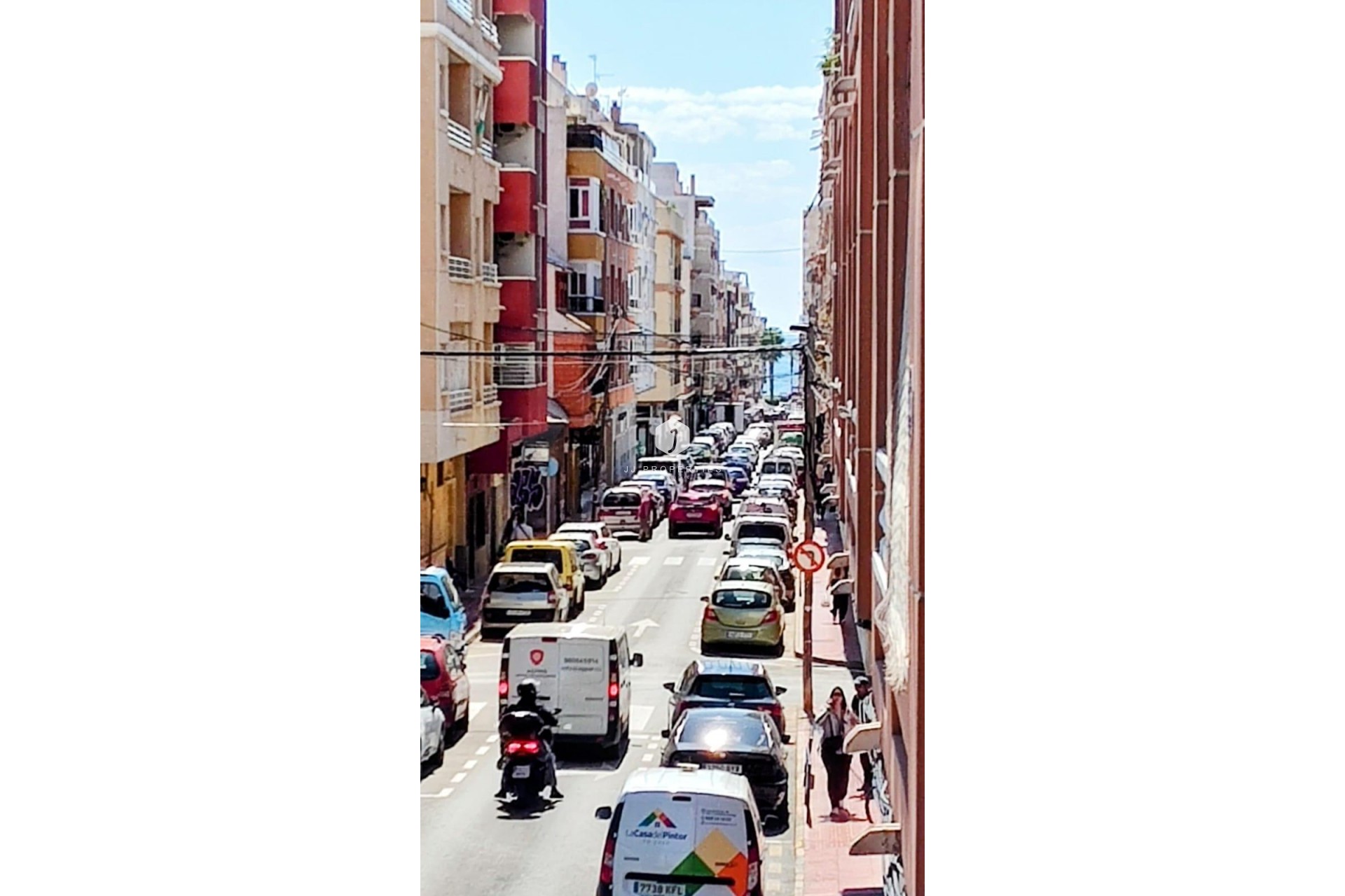 Resale - Apartment / flat -
Torrevieja - Playa de los Locos