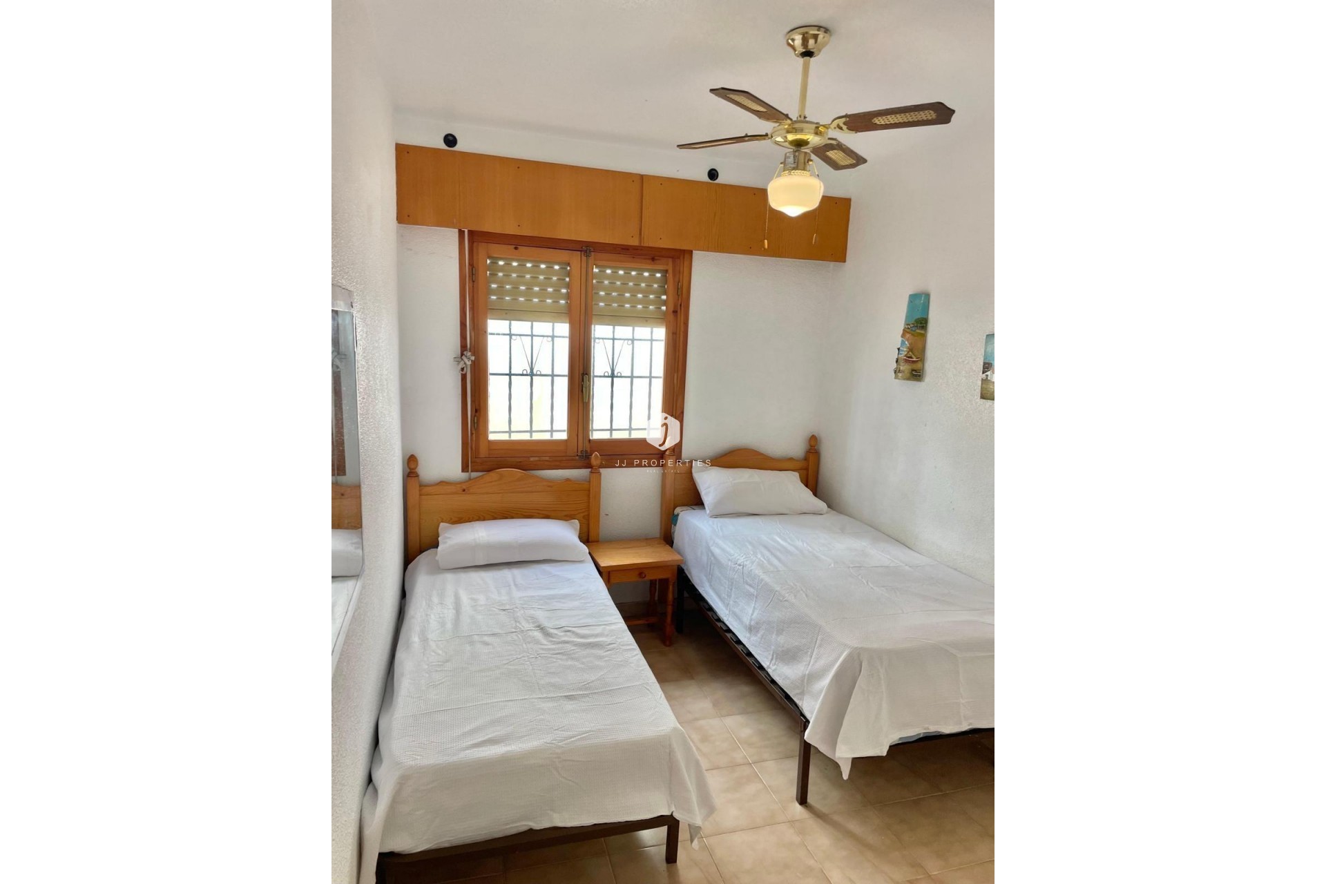 Resale - Apartment / flat -
Torrevieja - Playa de los Locos