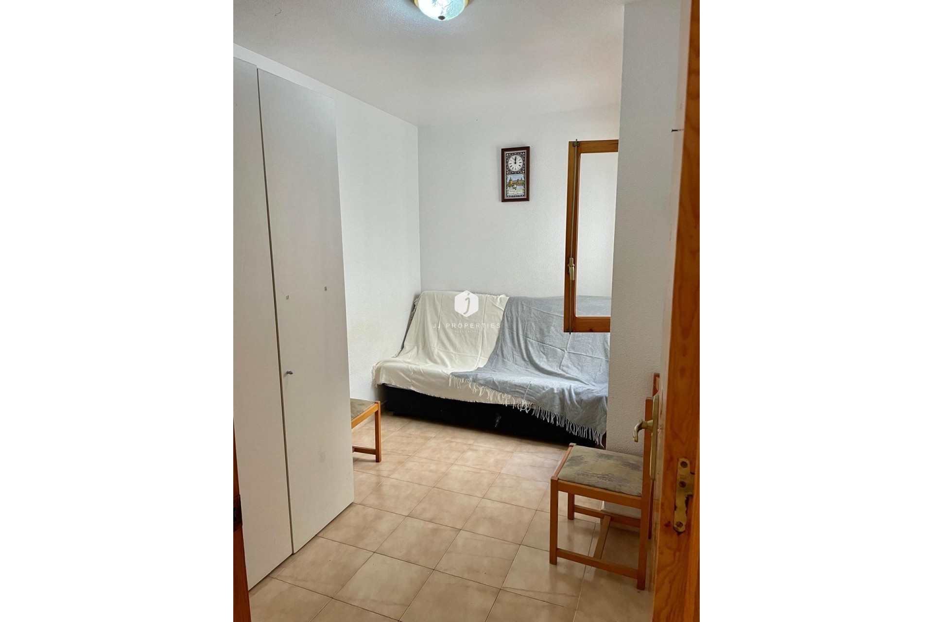 Resale - Apartment / flat -
Torrevieja - Playa de los Locos