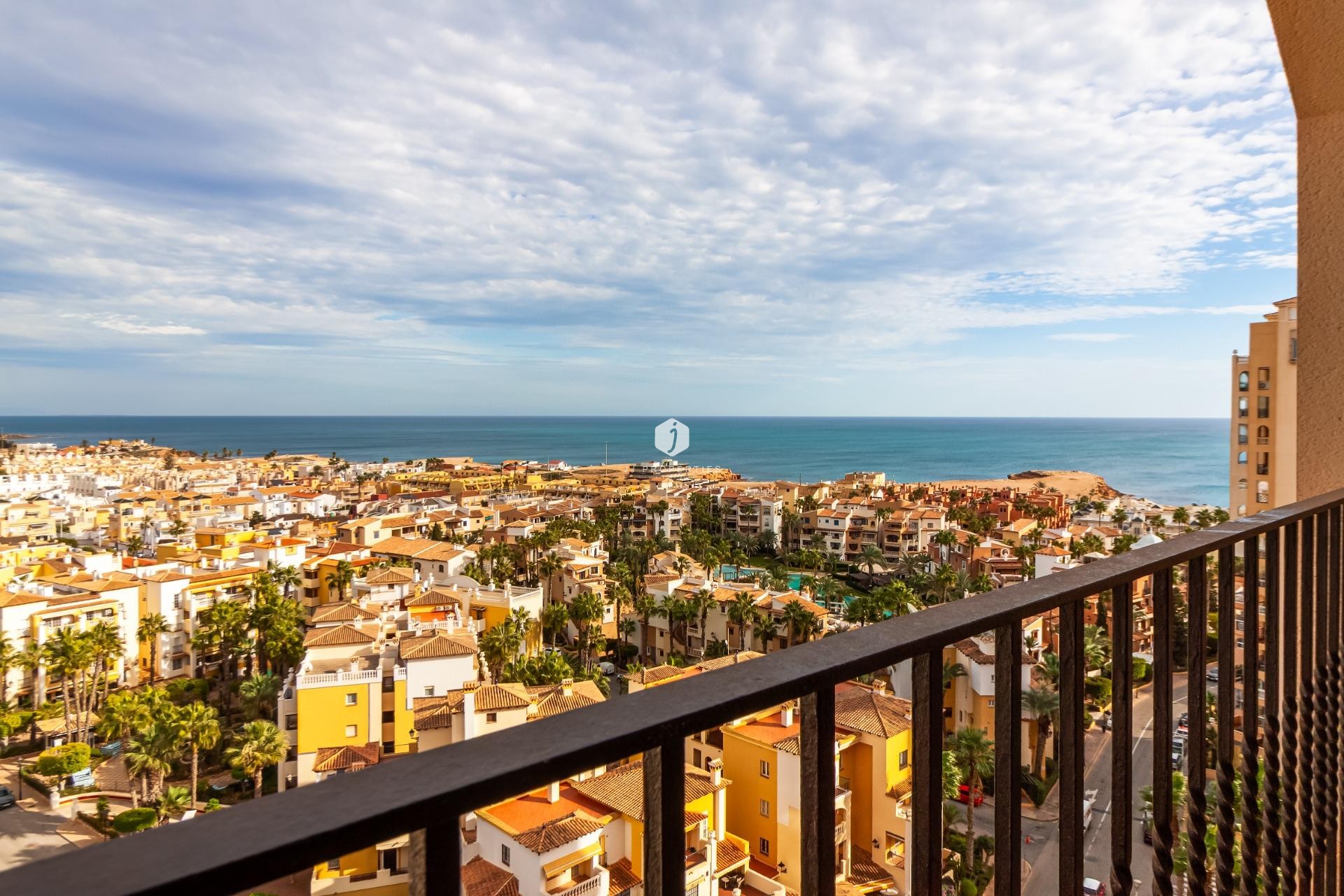 Resale - Apartment / flat -
Torrevieja - Playa de los Locos