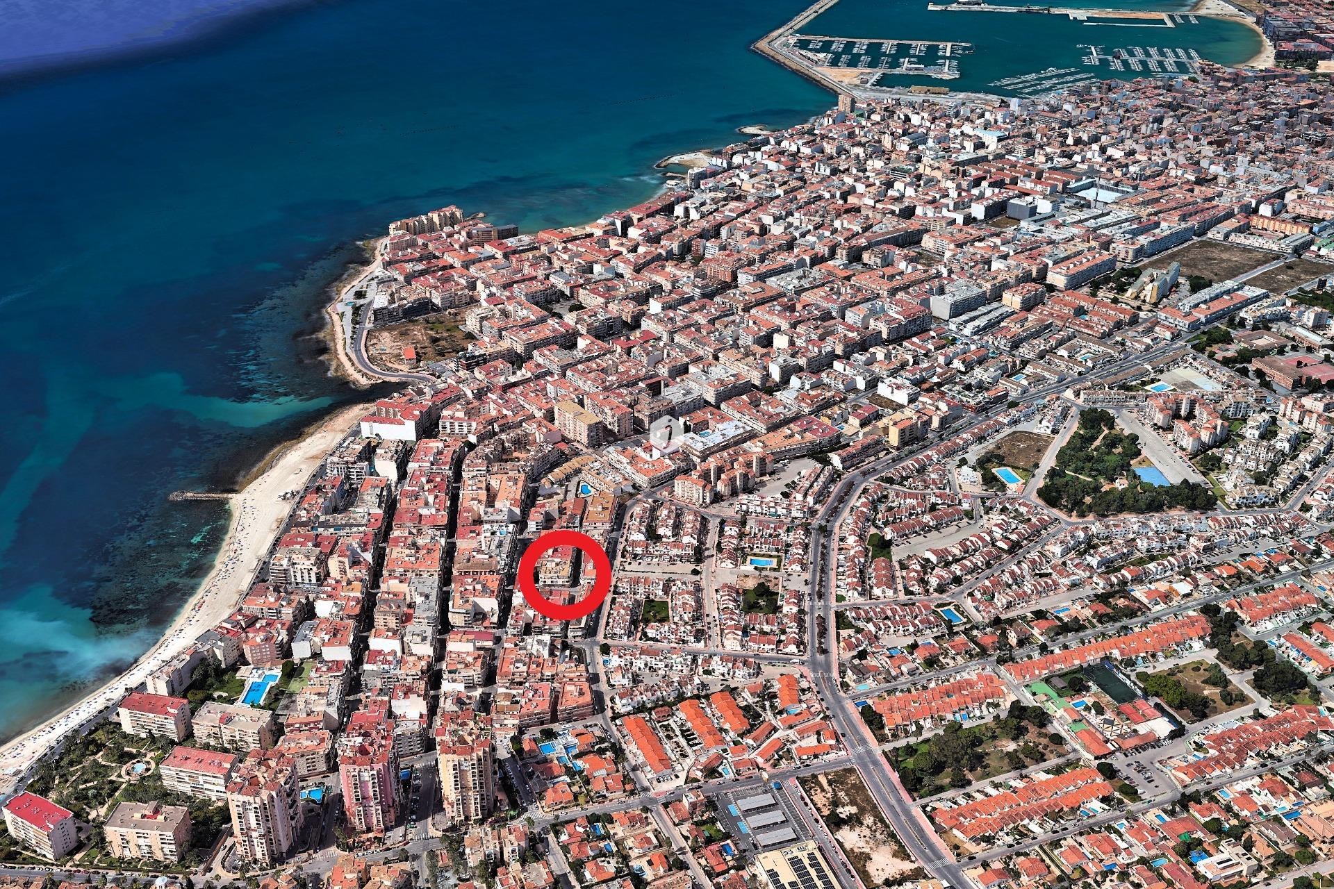 Resale - Apartment / flat -
Torrevieja - Playa de los Locos