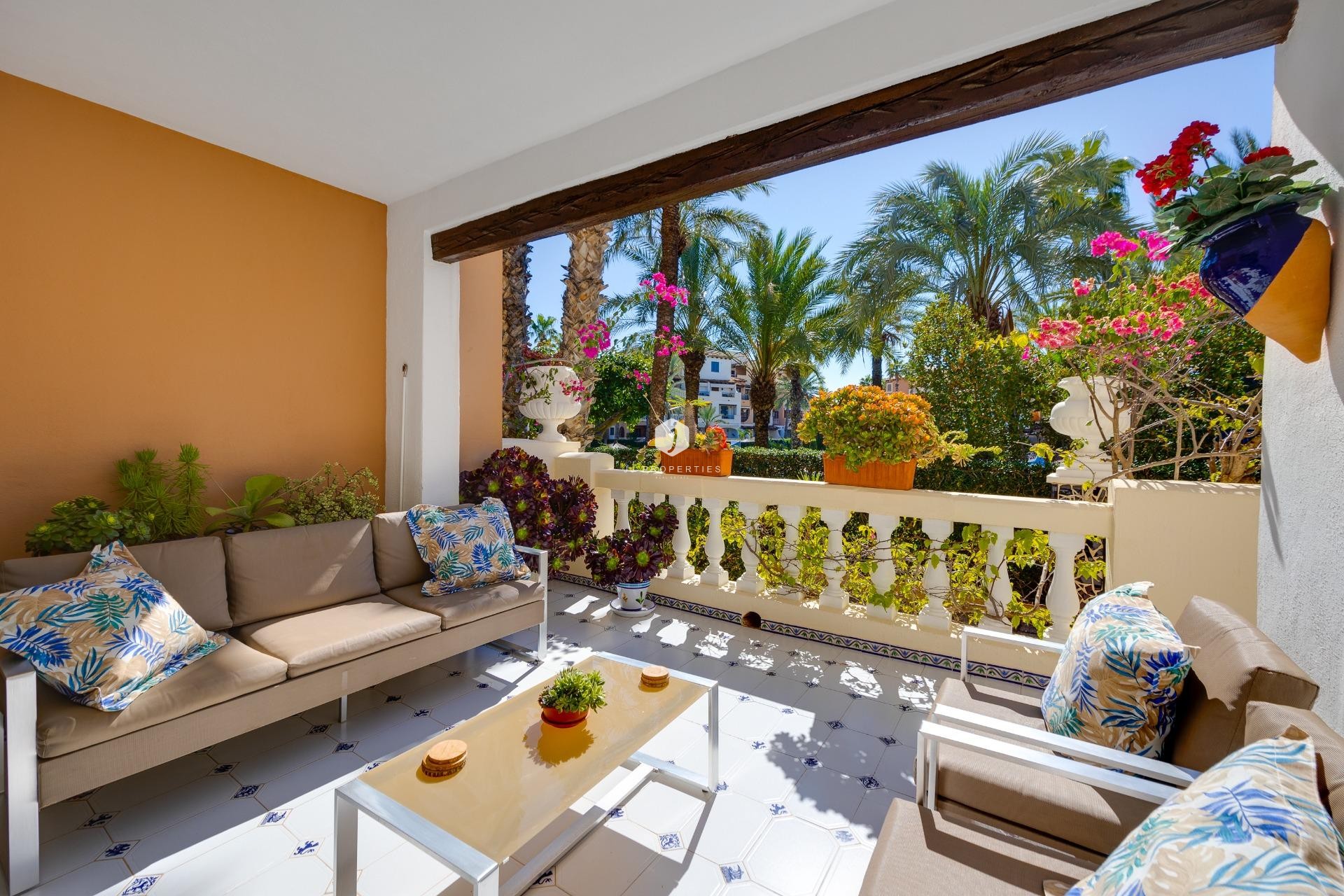 Resale - Apartment / flat -
Torrevieja - Playa de los Locos