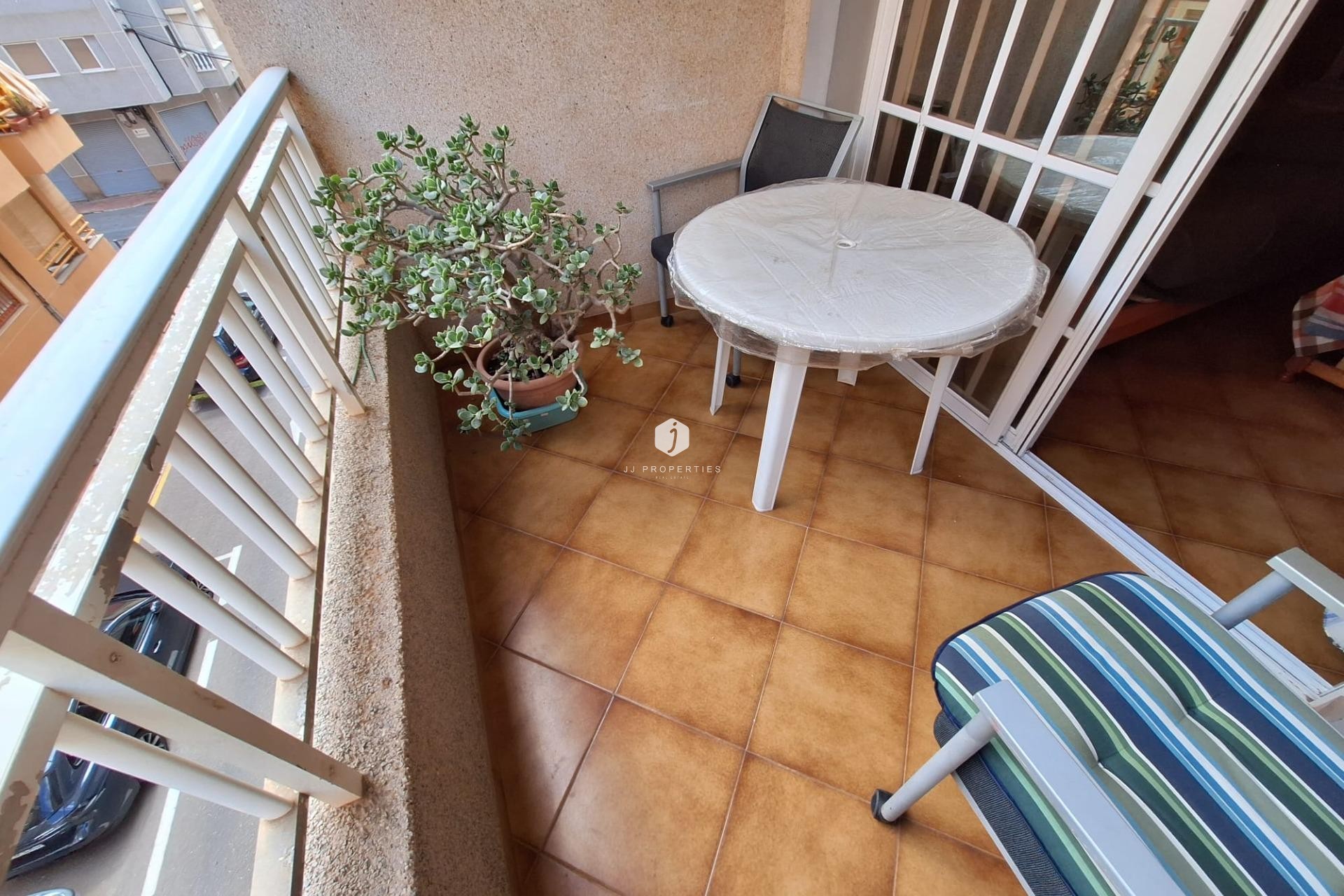 Resale - Apartment / flat -
Torrevieja - Playa de los Locos