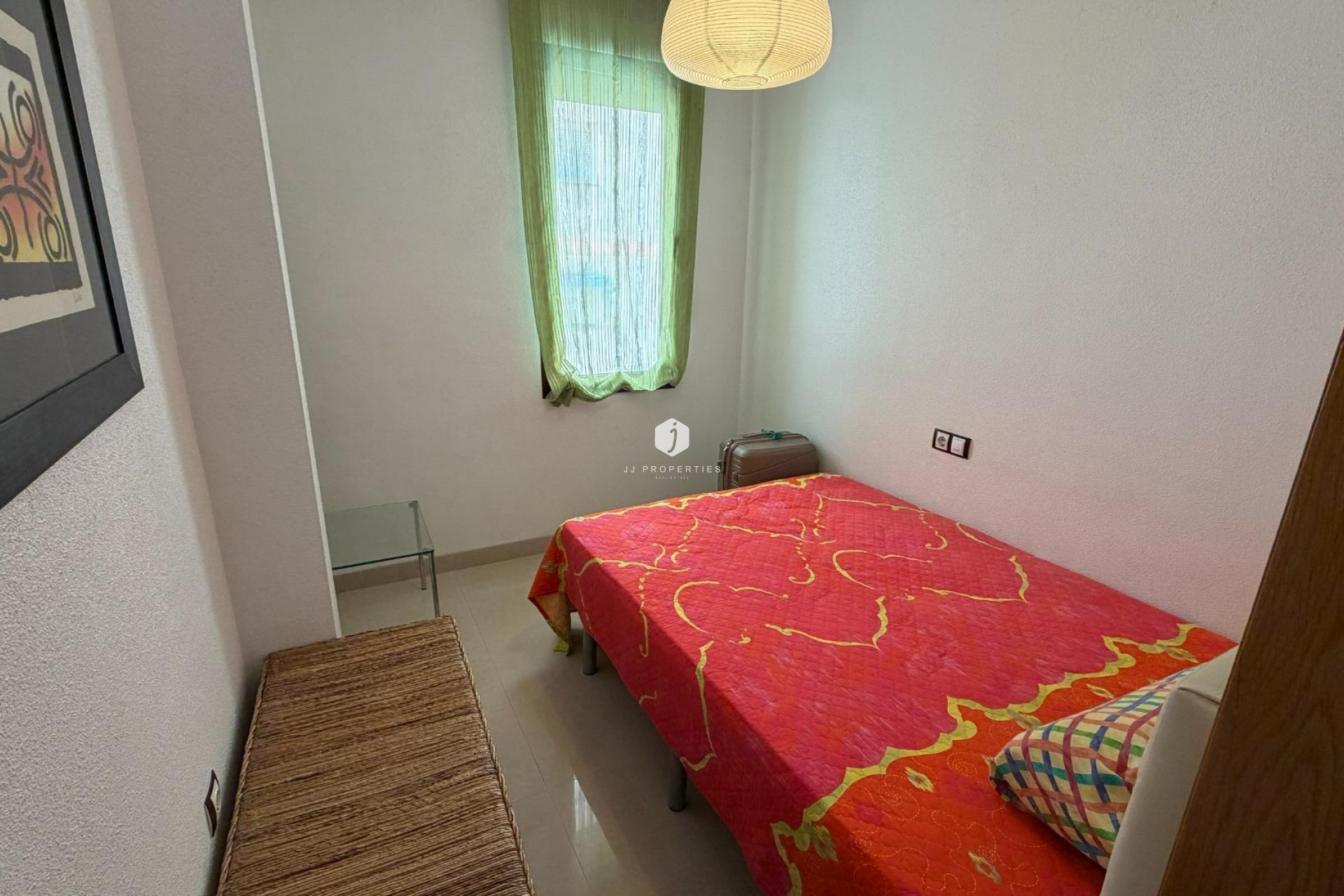 Resale - Apartment / flat -
Torrevieja - Playa de los Locos
